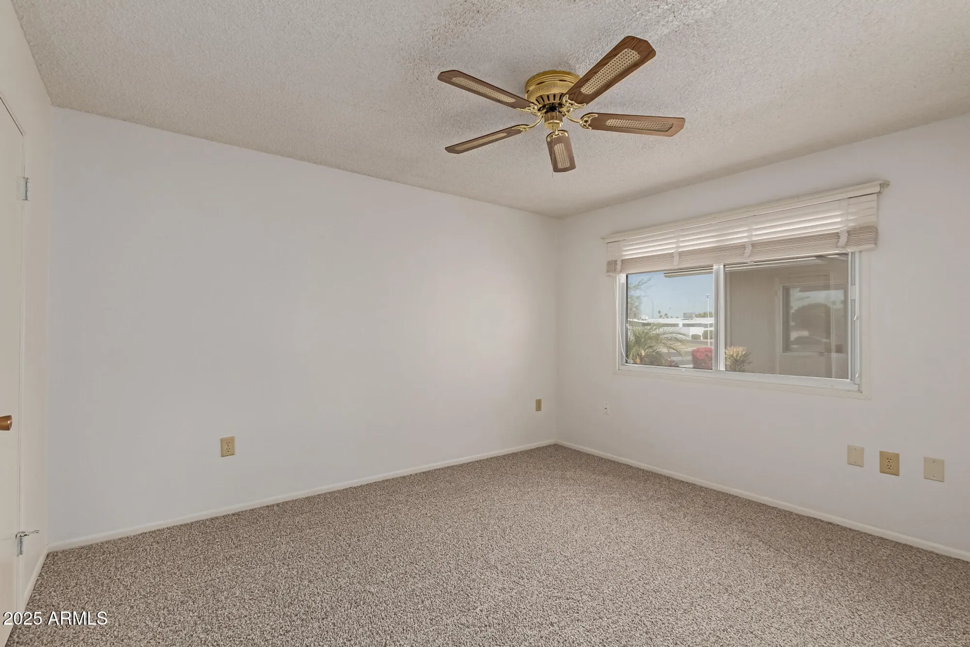 Property Slideshow image 15 of 26 | 13401 n 108th dr, Sun City, AZ, 85351