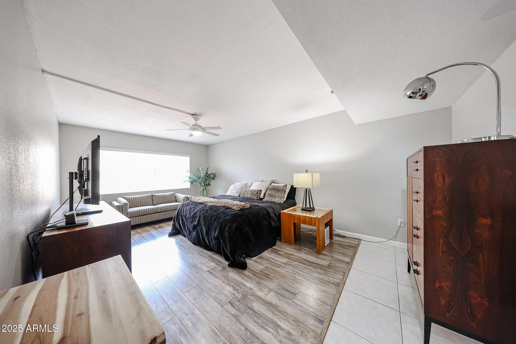 Property Slideshow image 13 of 57 | 7860 e camelback rd 309, Scottsdale, AZ, 85251