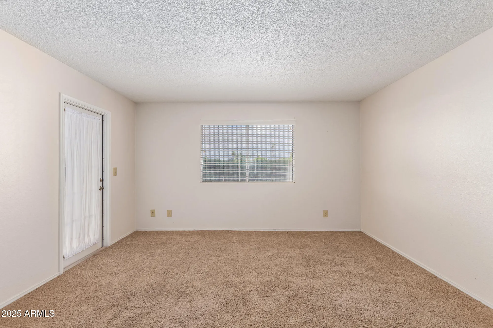 Property Slideshow image 14 of 38 | 26438 s pinewood dr, Sun Lakes, AZ, 85248