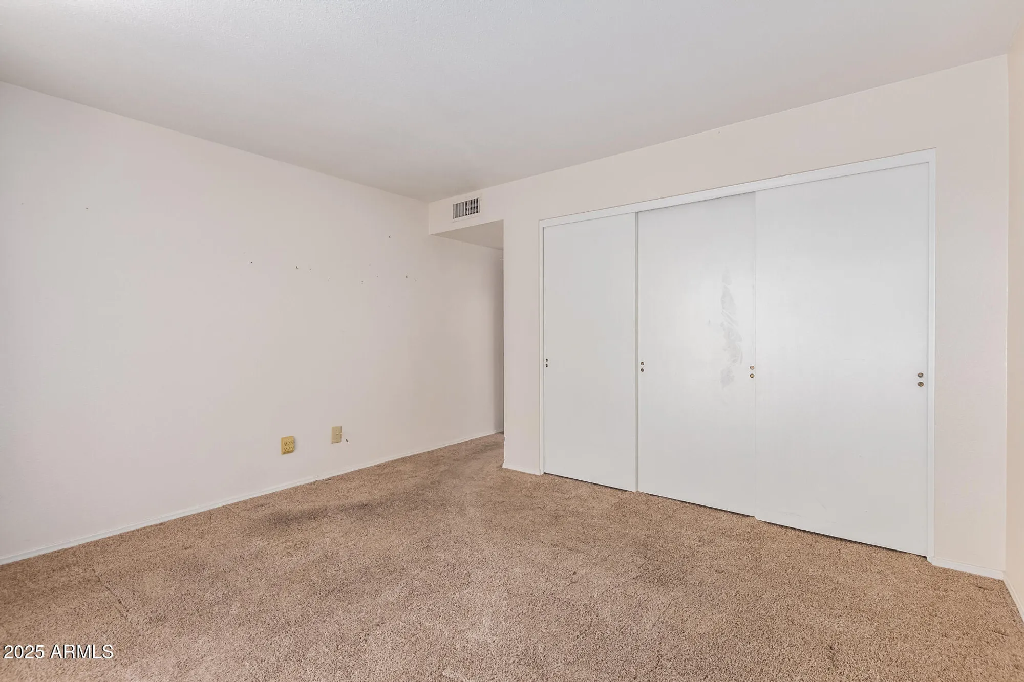 Property Slideshow image 19 of 38 | 26438 s pinewood dr, Sun Lakes, AZ, 85248