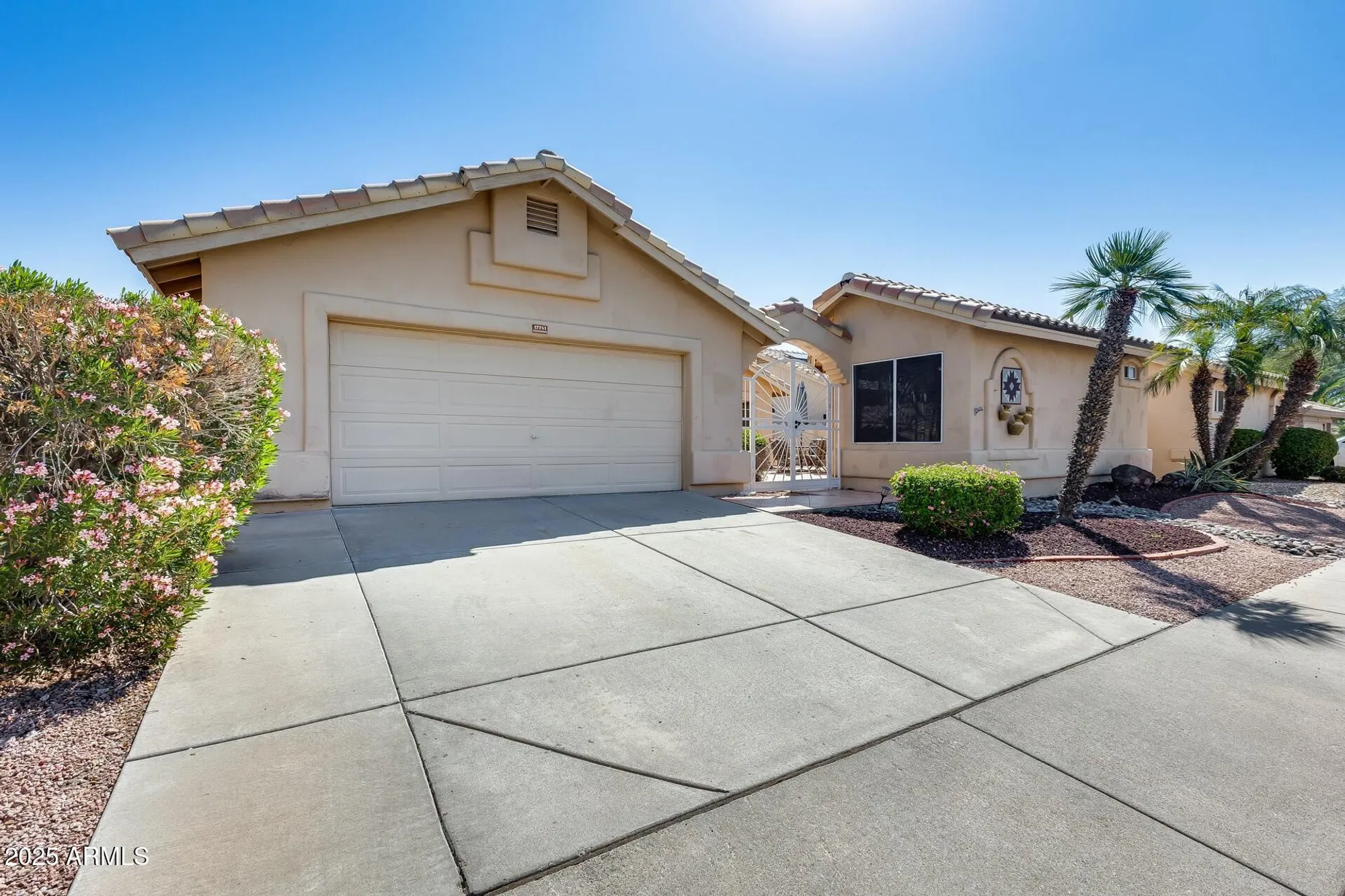 Property Slideshow image 46 of 69 | 17741 n desert flower trl, Surprise, AZ, 85374