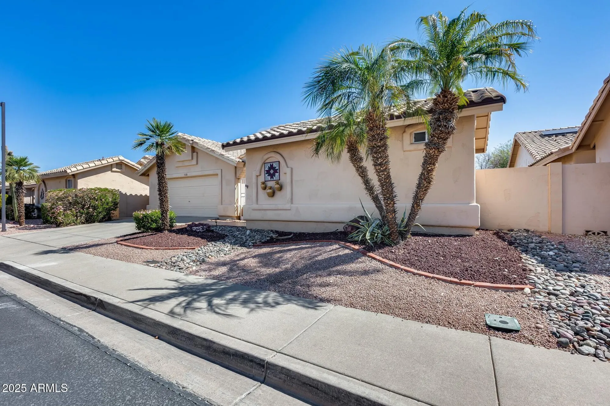 Property Slideshow image 48 of 69 | 17741 n desert flower trl, Surprise, AZ, 85374