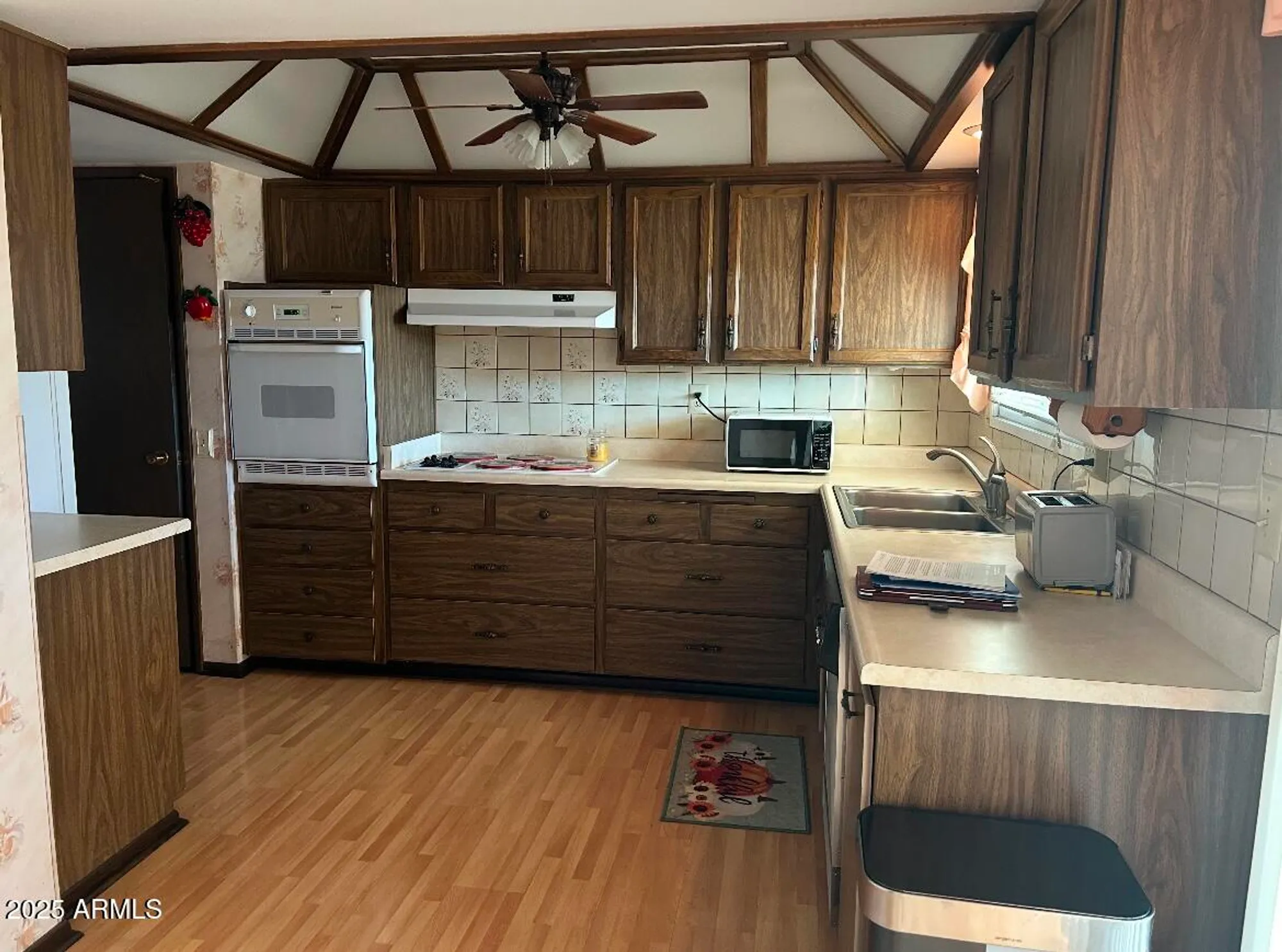 Property Slideshow image 12 of 34 | 13207 n branding iron dr, Sun City, AZ, 85351