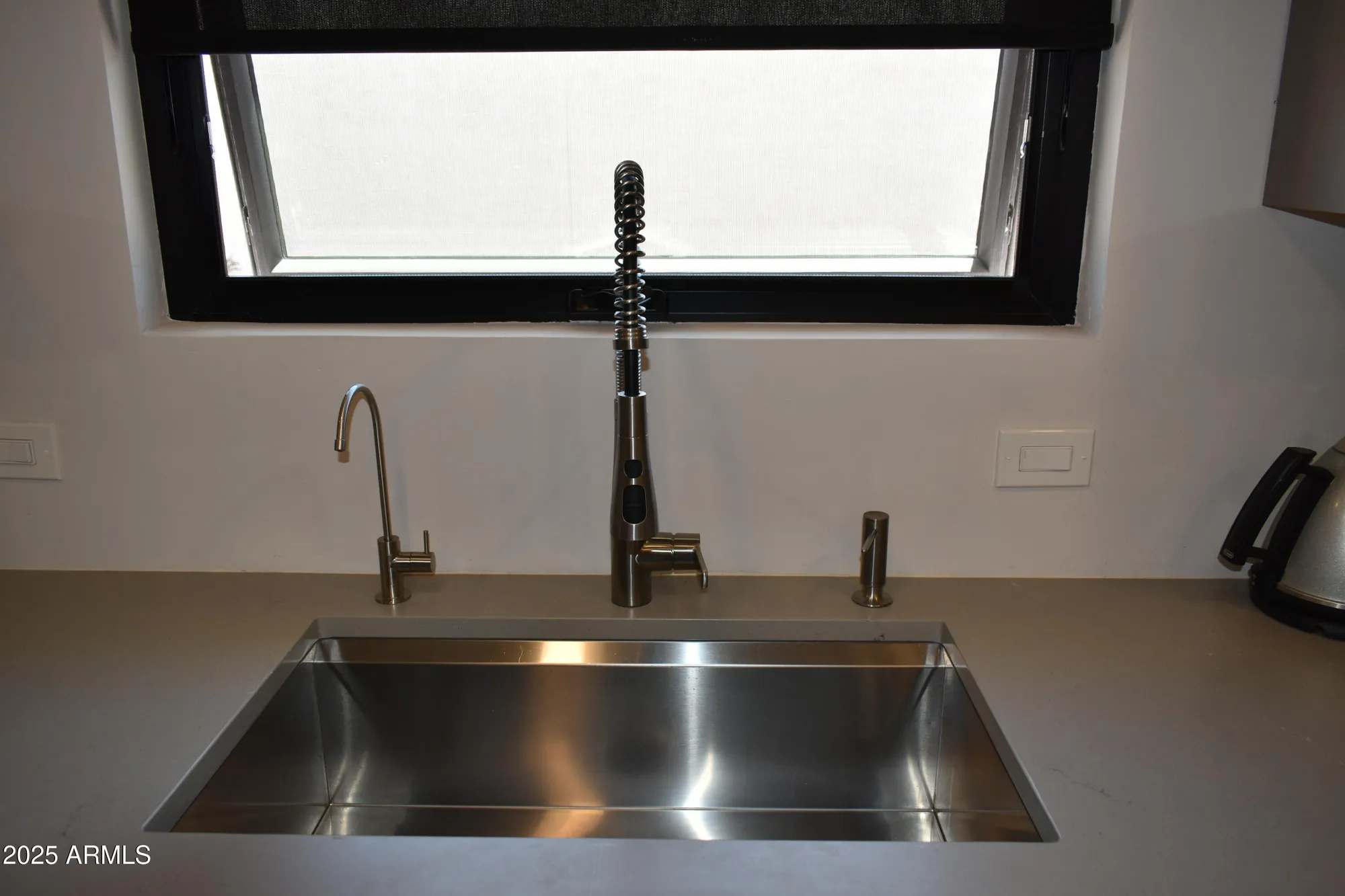 Property Slideshow image 15 of 60 | 26451 s hogan dr, Sun Lakes, AZ, 85248