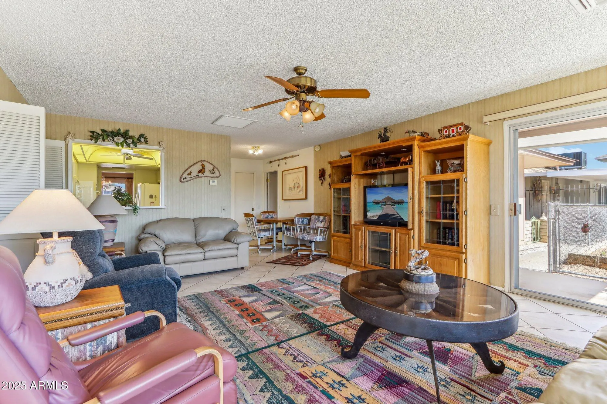 Property Slideshow image 10 of 58 | 19832 n cherry tree ln, Sun City, AZ, 85373