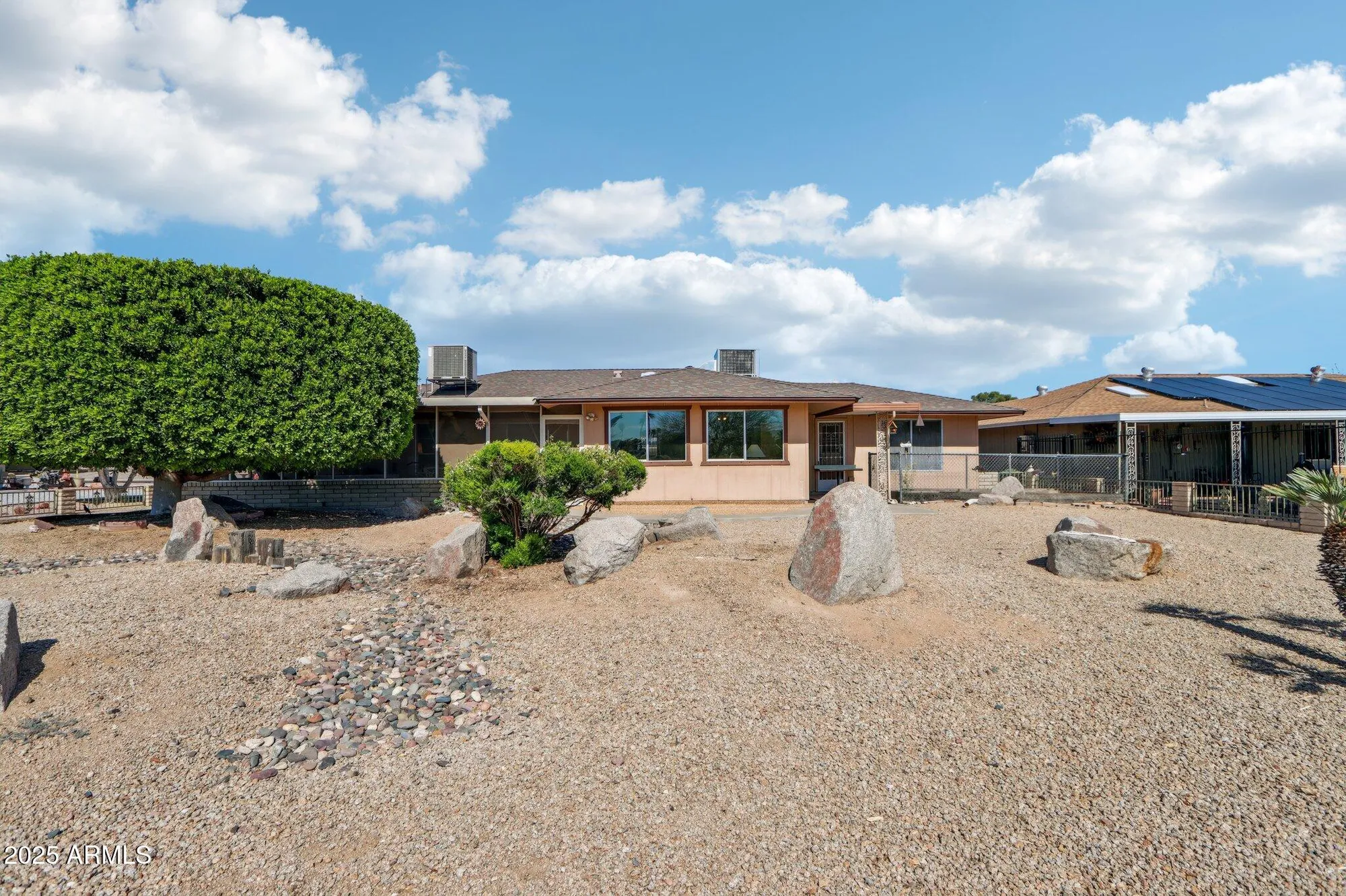 Property Slideshow image 43 of 58 | 19832 n cherry tree ln, Sun City, AZ, 85373