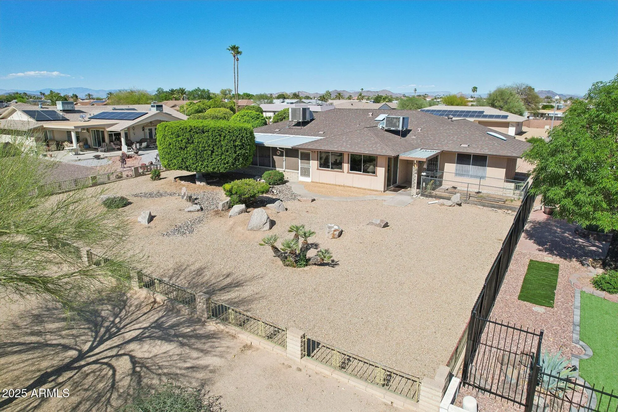 Property Slideshow image 47 of 58 | 19832 n cherry tree ln, Sun City, AZ, 85373