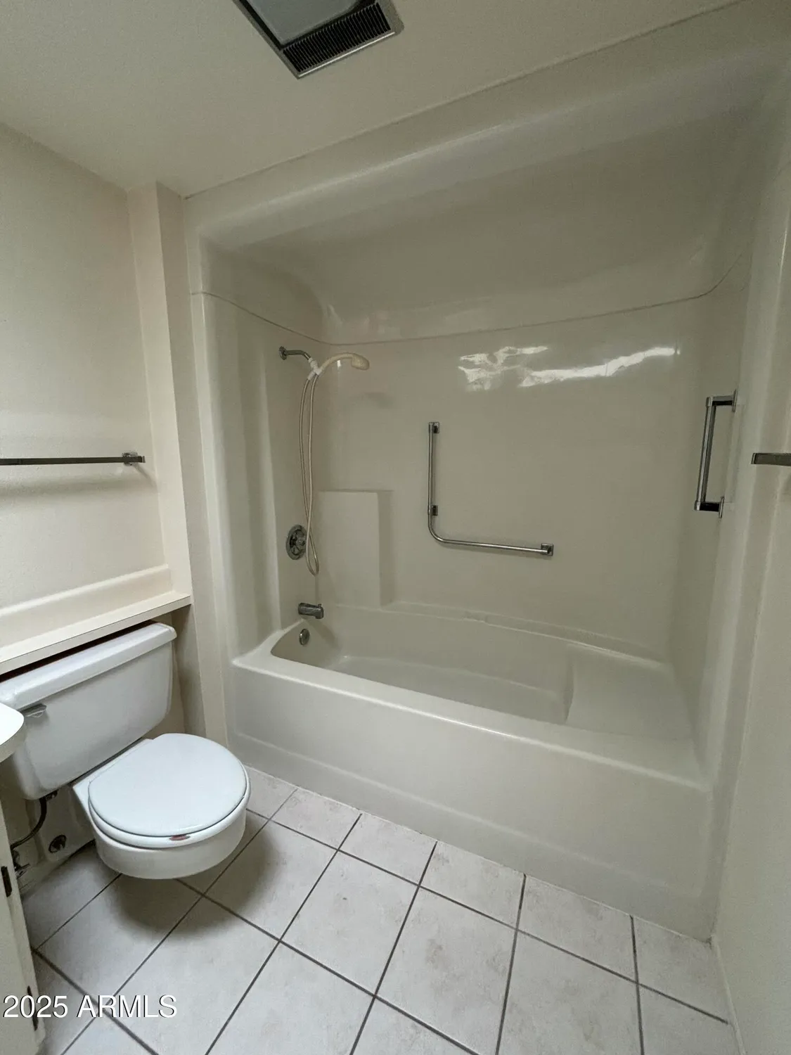 Property Slideshow image 34 of 48 | 17407 n country club dr, Sun City, AZ, 85373