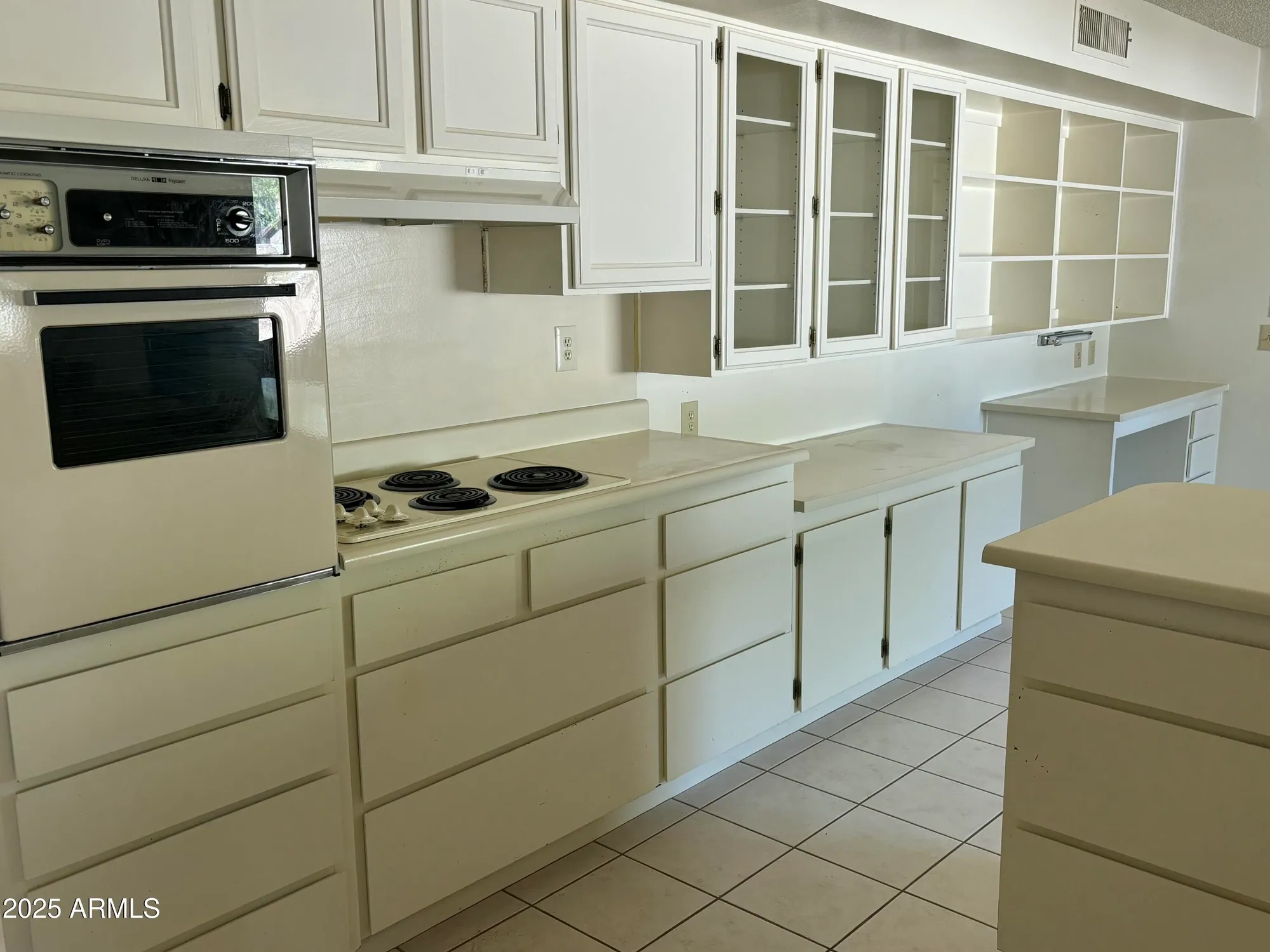 Property Slideshow image 38 of 48 | 17407 n country club dr, Sun City, AZ, 85373