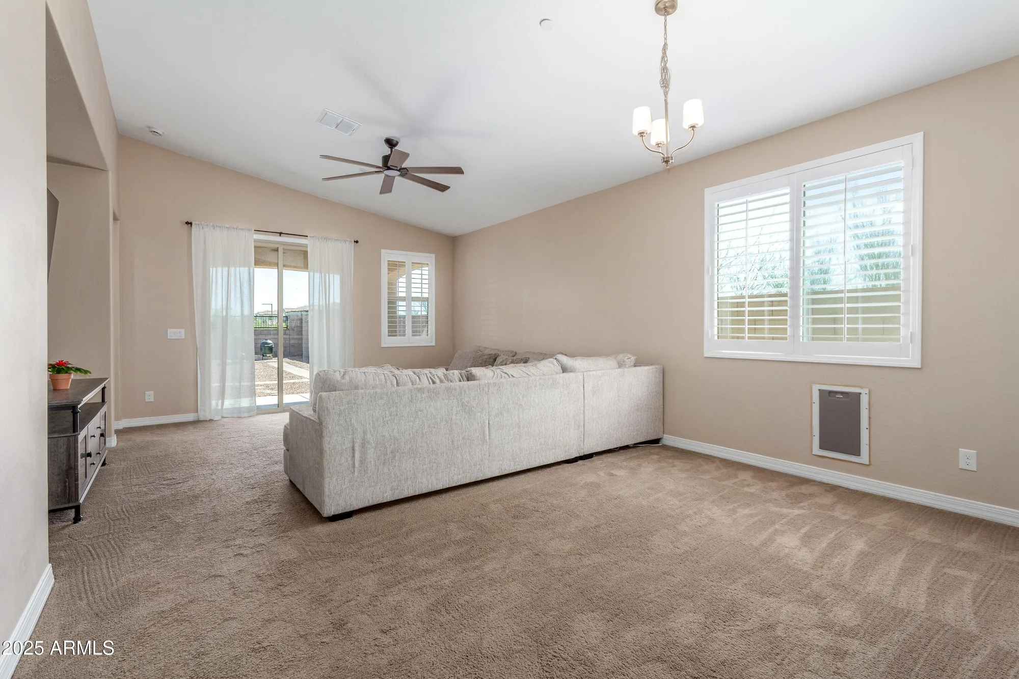 Property Slideshow image 18 of 40 | 28273 n 132nd ln, Peoria, AZ, 85383