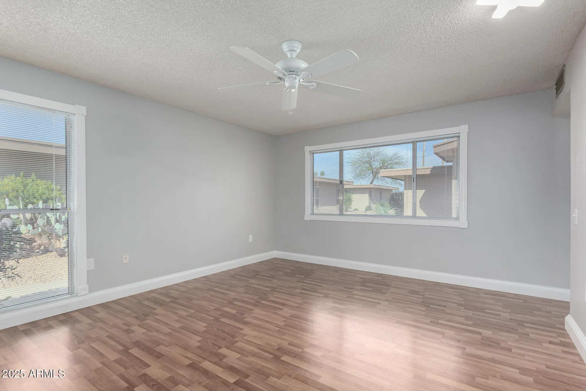 Property Slideshow image 20 of 29 | 13823 n 108th dr, Sun City, AZ, 85351