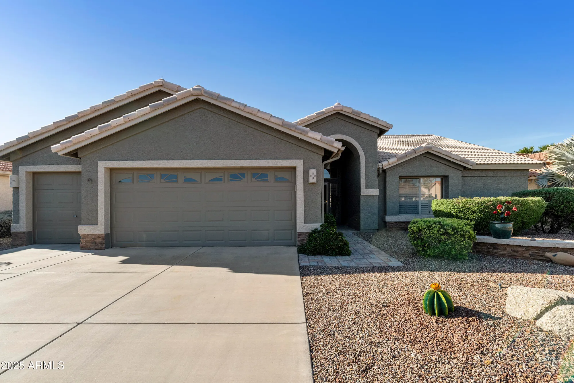 Property Slideshow image 5 of 57 | 9117 e diamond dr, Sun Lakes, AZ, 85248