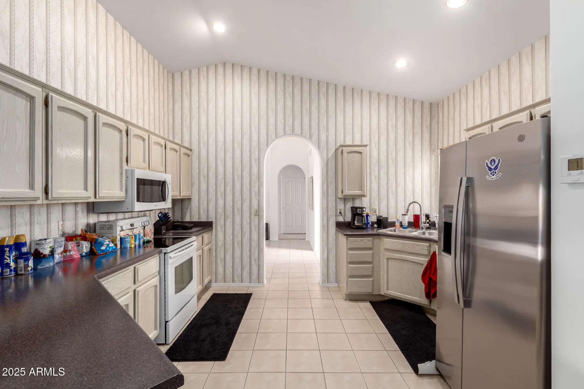 Property Slideshow image 12 of 29 | 10621 e hercules dr, Sun Lakes, AZ, 85248