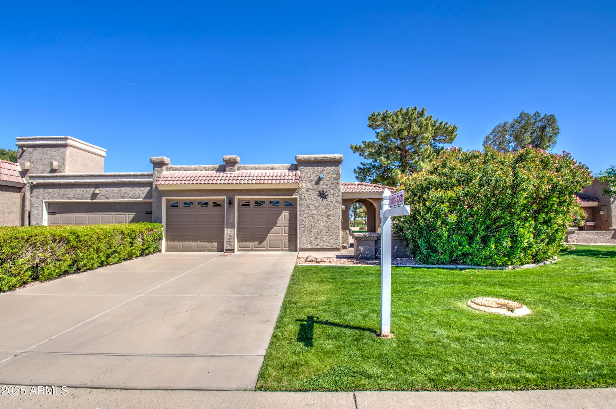 Property Slideshow image 2 of 46 | 25273 s berry brook dr, Sun Lakes, AZ, 85248