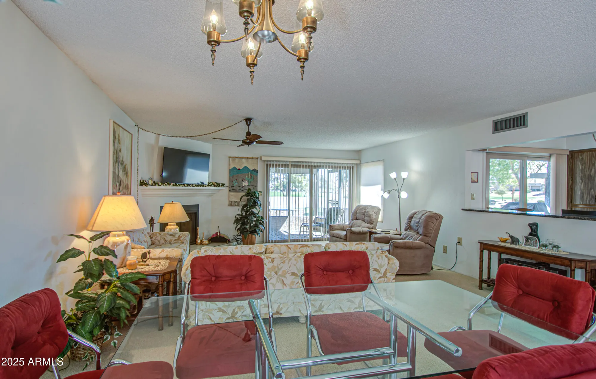 Property Slideshow image 10 of 46 | 25273 s berry brook dr, Sun Lakes, AZ, 85248