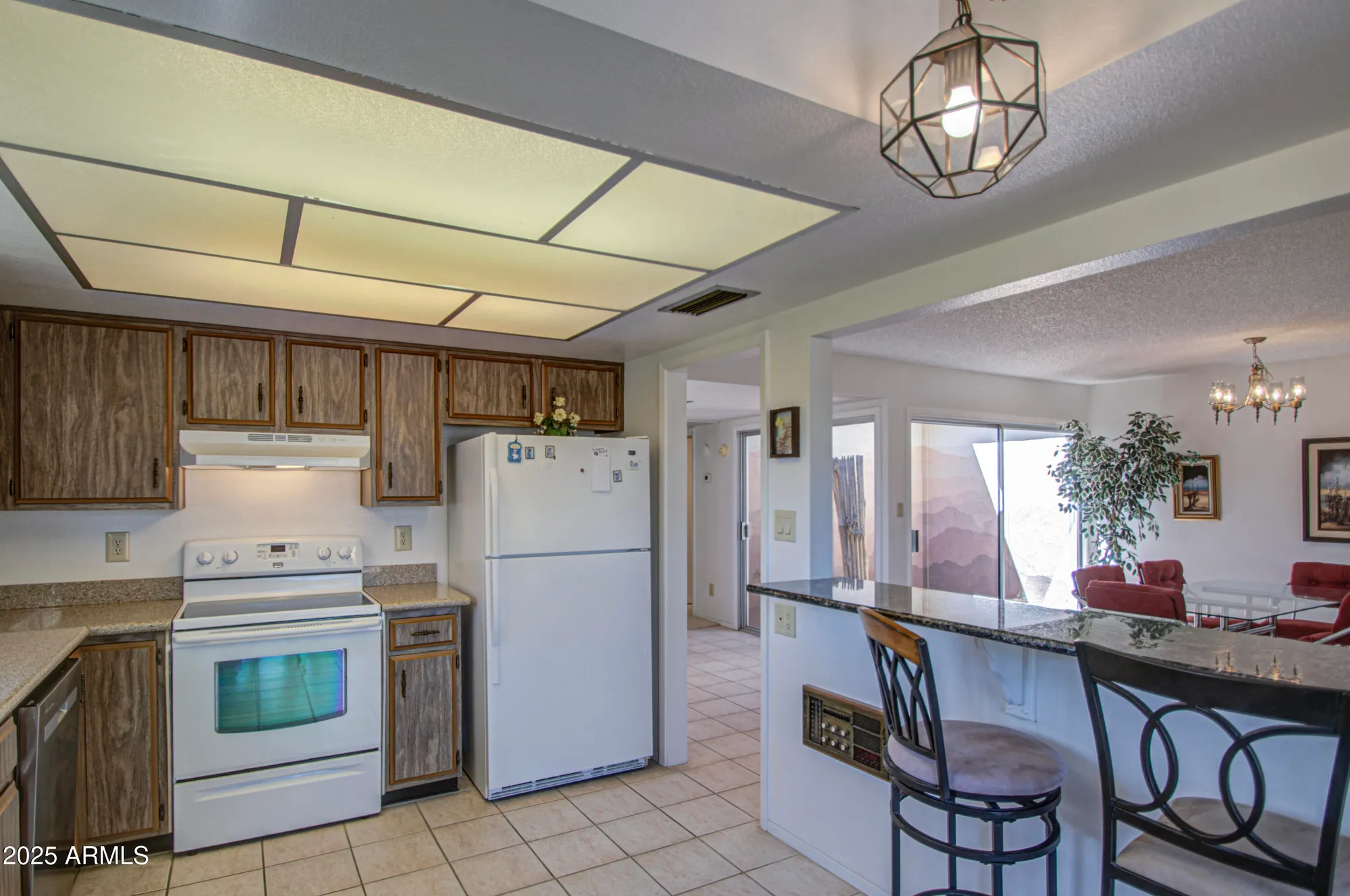 Property Slideshow image 18 of 46 | 25273 s berry brook dr, Sun Lakes, AZ, 85248