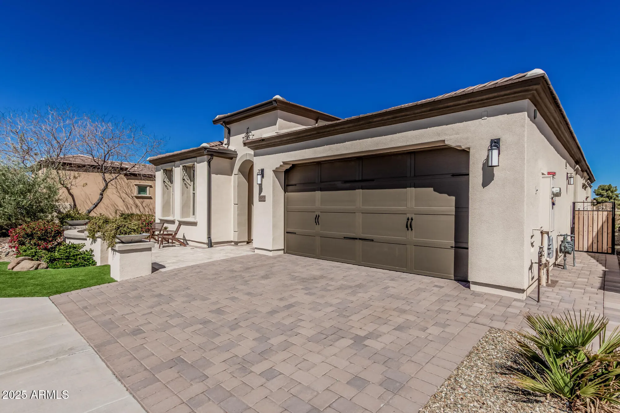 Property Slideshow image 18 of 75 | 36053 n stoneware dr, Queen Creek, AZ, 85140