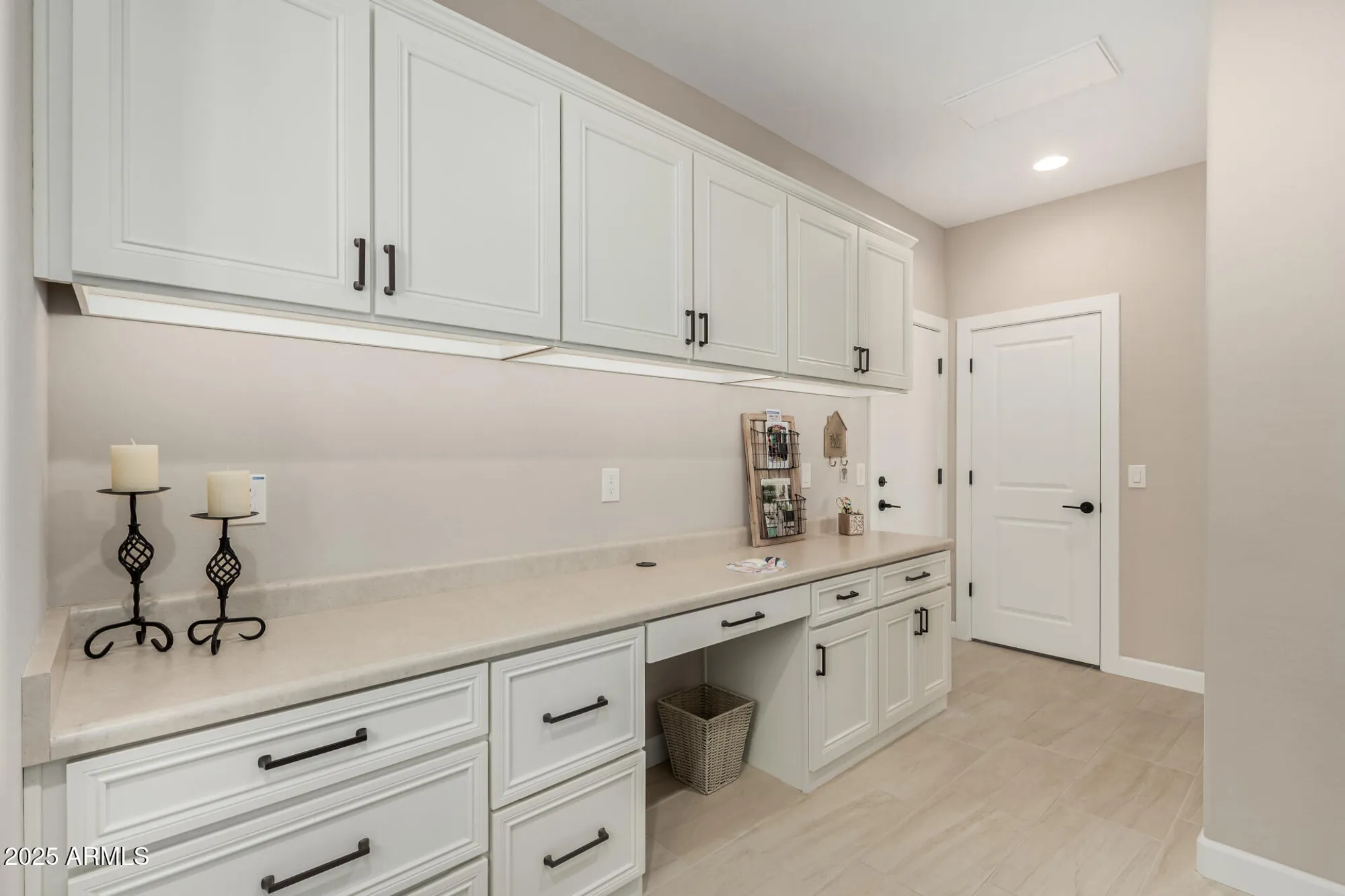 Property Slideshow image 44 of 75 | 36053 n stoneware dr, Queen Creek, AZ, 85140