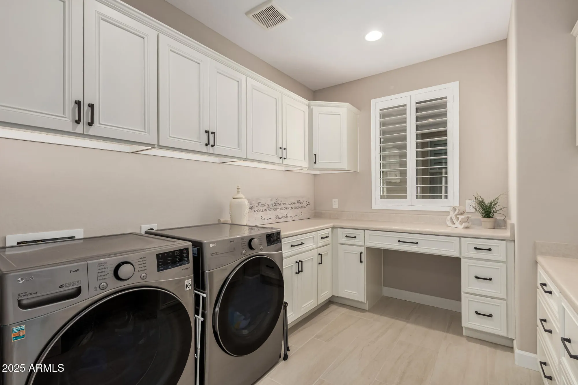 Property Slideshow image 45 of 75 | 36053 n stoneware dr, Queen Creek, AZ, 85140