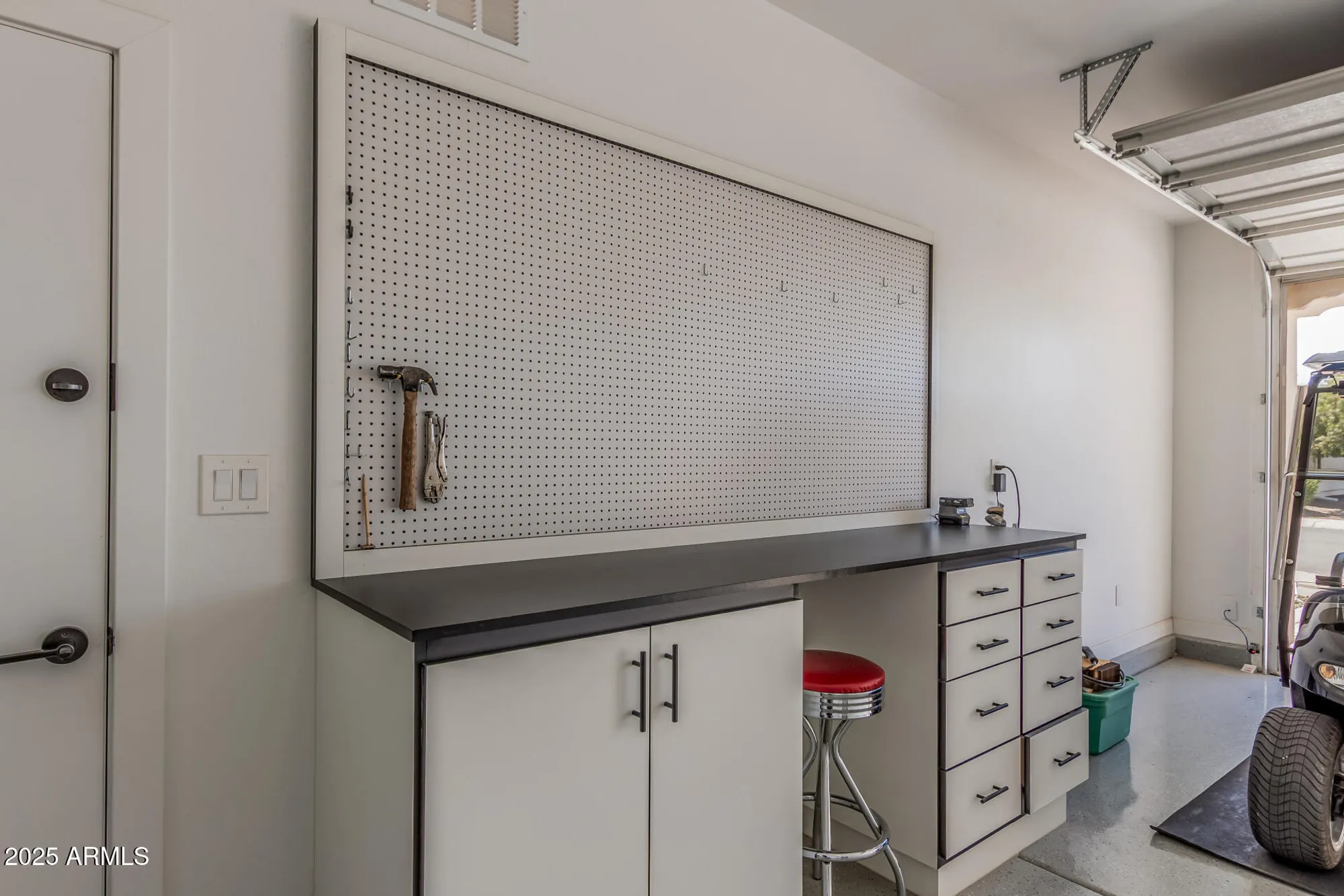 Property Slideshow image 47 of 75 | 36053 n stoneware dr, Queen Creek, AZ, 85140