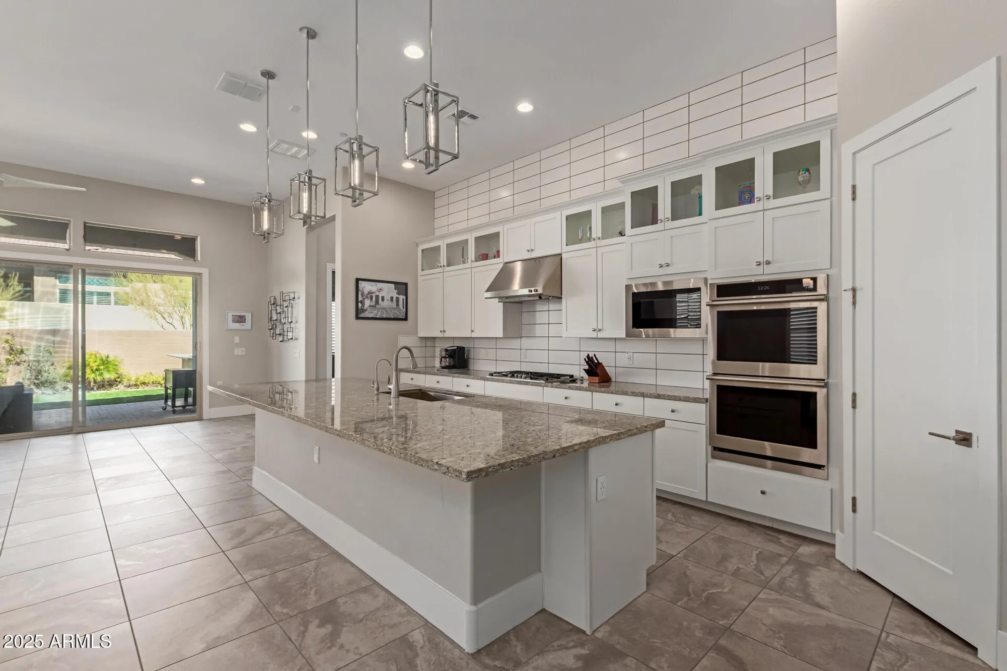 Property Slideshow image 1 of 39 | 7214 e calle primera vis, Scottsdale, AZ, 85266