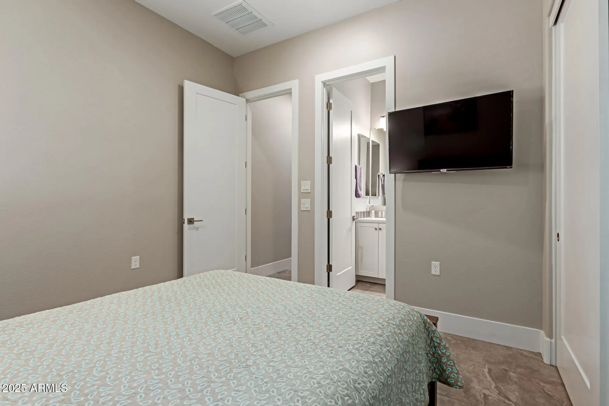 Property Slideshow image 15 of 39 | 7214 e calle primera vis, Scottsdale, AZ, 85266