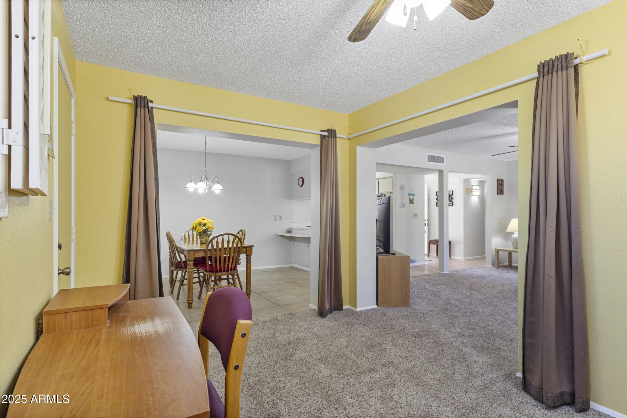 Property Slideshow image 10 of 34 | 5142 e edgewood cir, Mesa, AZ, 85206