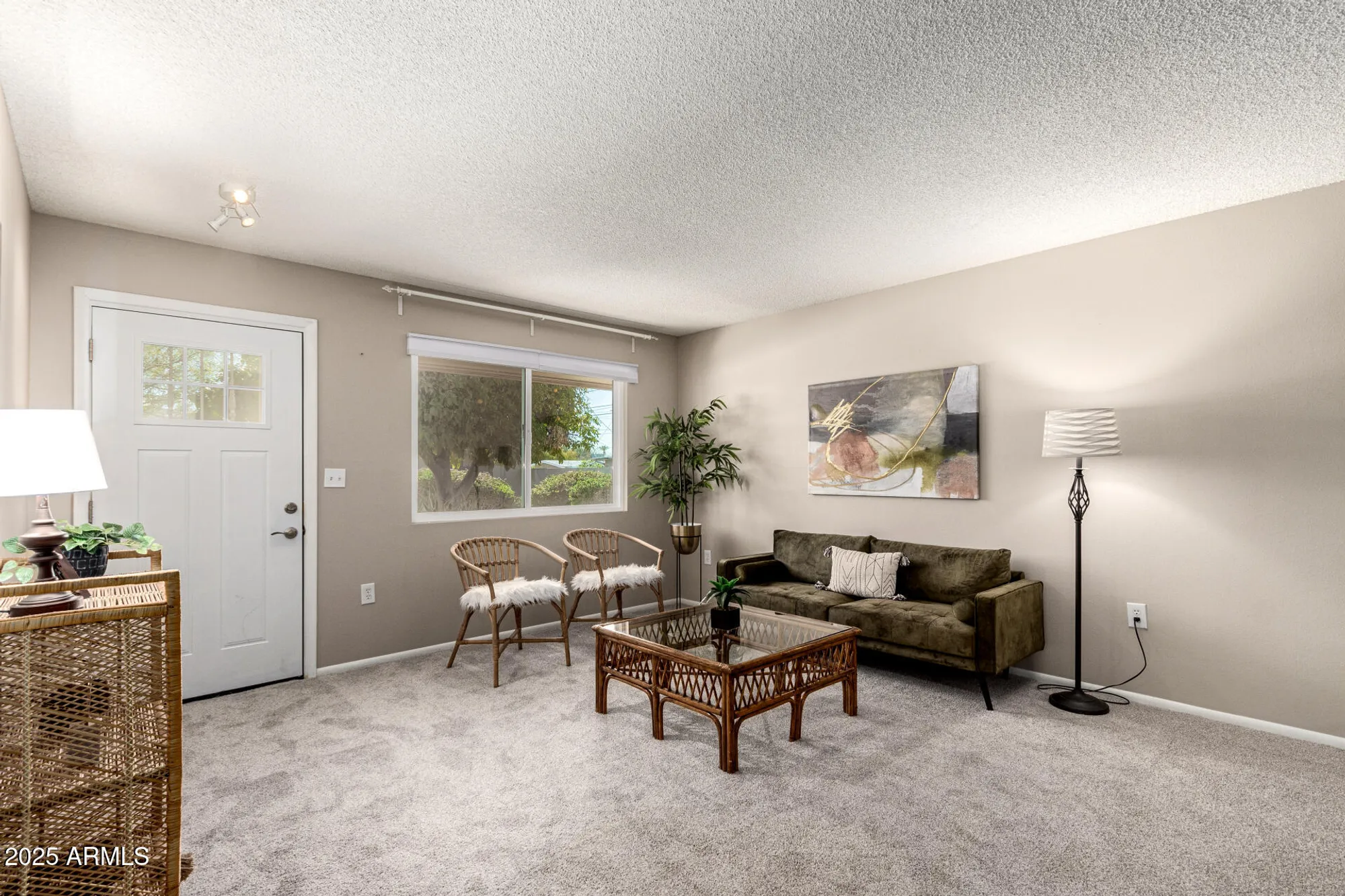 Property Slideshow image 10 of 19 | 10547 w coggins dr, Sun City, AZ, 85351