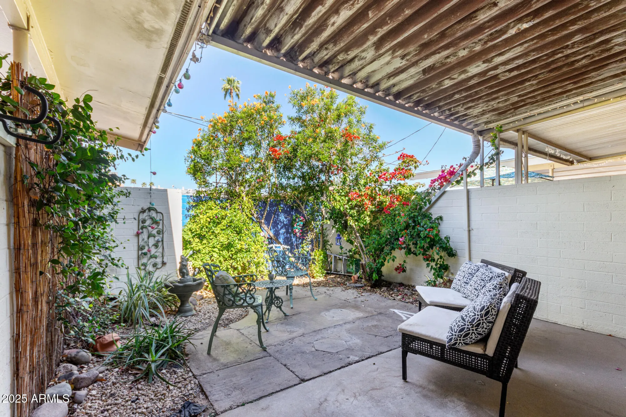 Property Slideshow image 8 of 19 | 10547 w coggins dr, Sun City, AZ, 85351