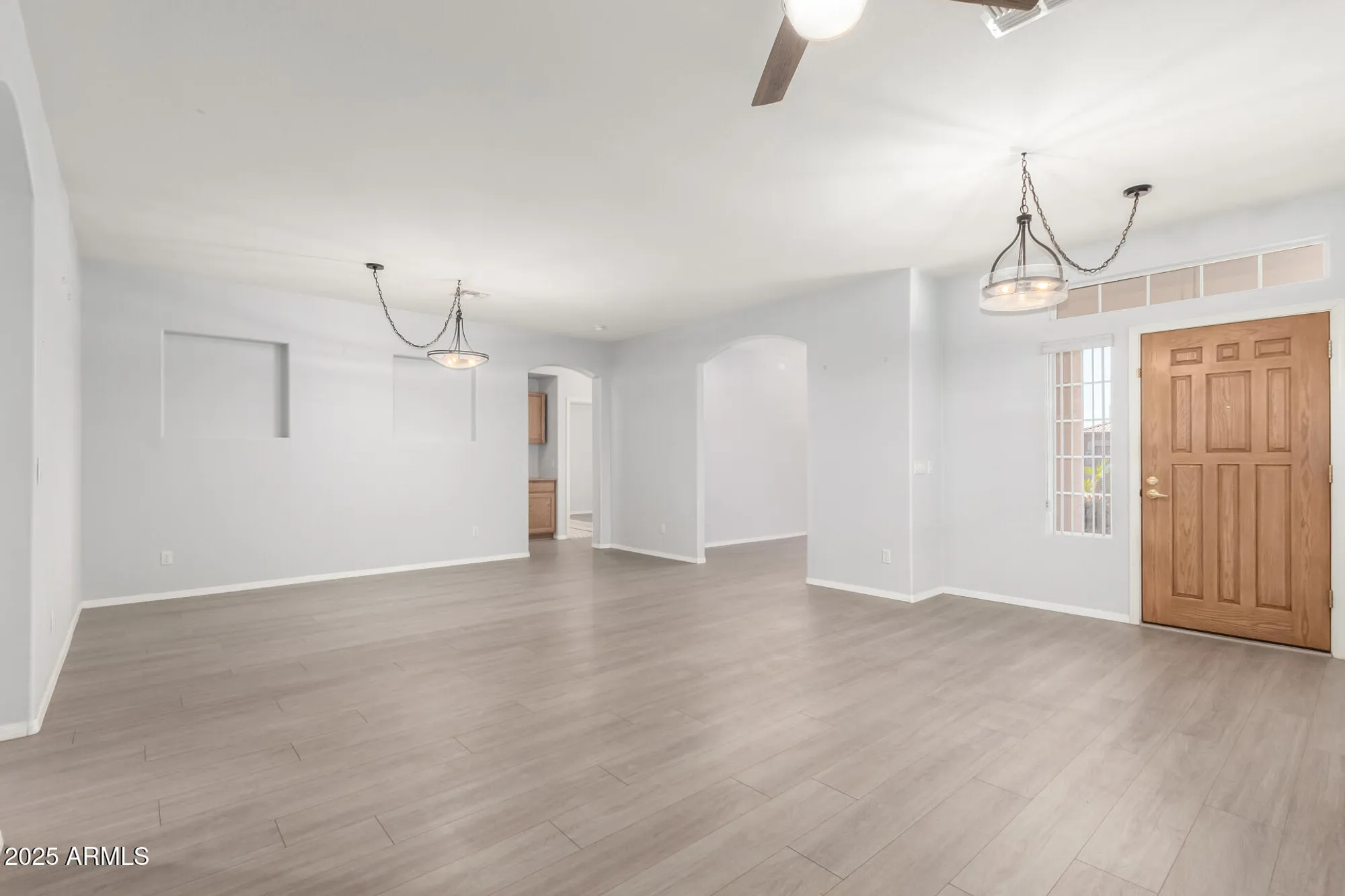 Property Slideshow image 7 of 36 | 11029 w oraibi dr, Peoria, AZ, 85373