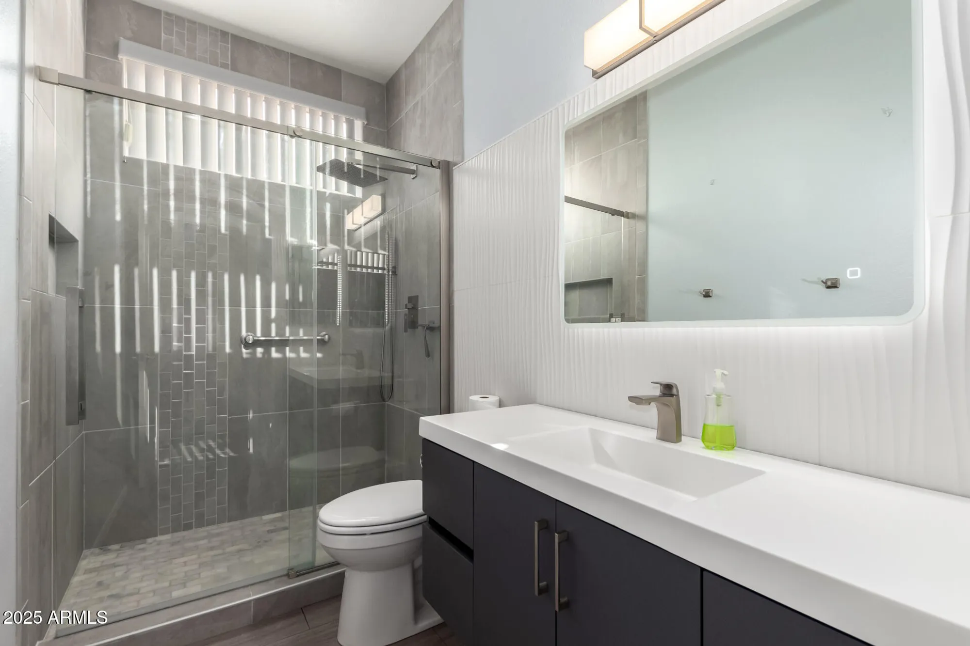 Property Slideshow image 26 of 36 | 11029 w oraibi dr, Peoria, AZ, 85373