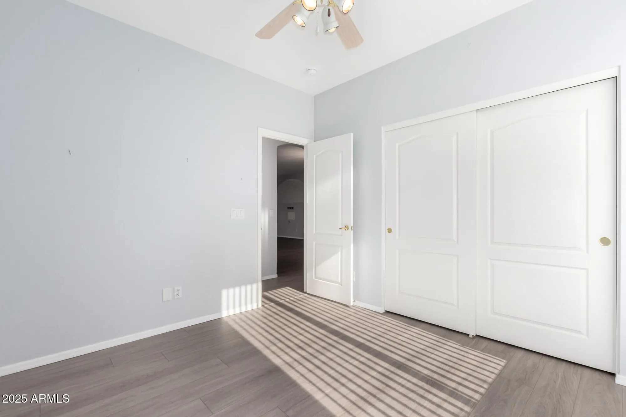 Property Slideshow image 25 of 36 | 11029 w oraibi dr, Peoria, AZ, 85373