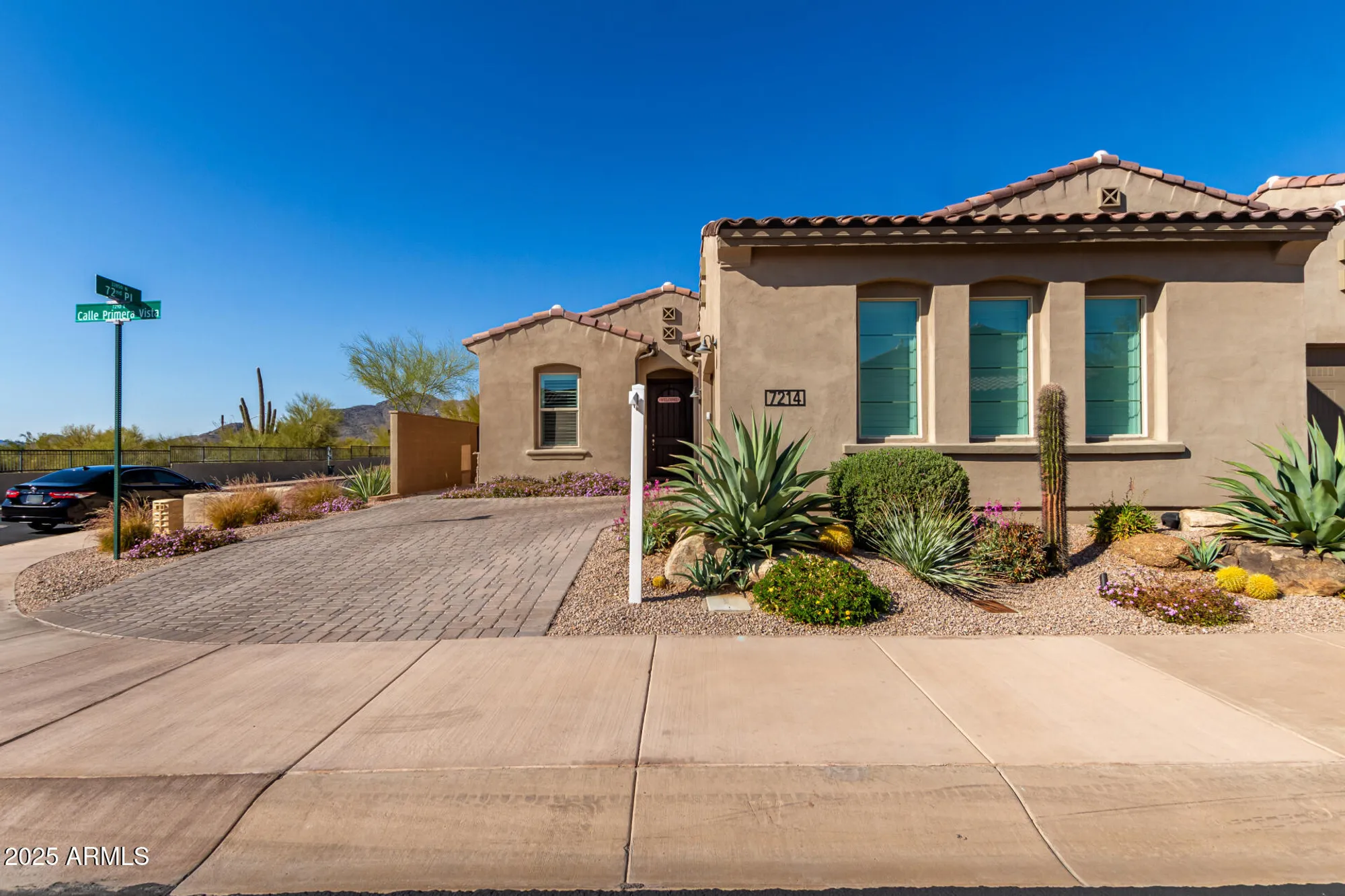 Property Slideshow image 3 of 39 | 7214 e calle primera vis, Scottsdale, AZ, 85266