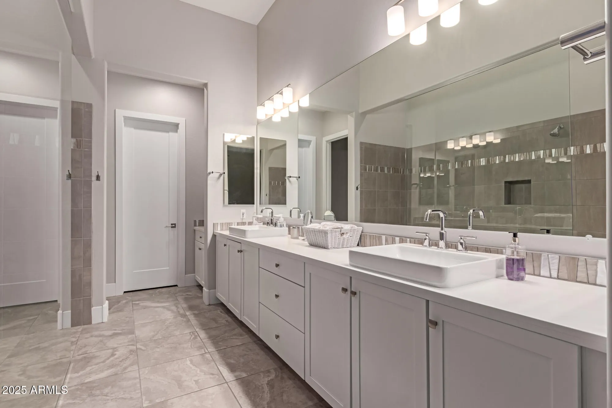 Property Slideshow image 12 of 39 | 7214 e calle primera vis, Scottsdale, AZ, 85266