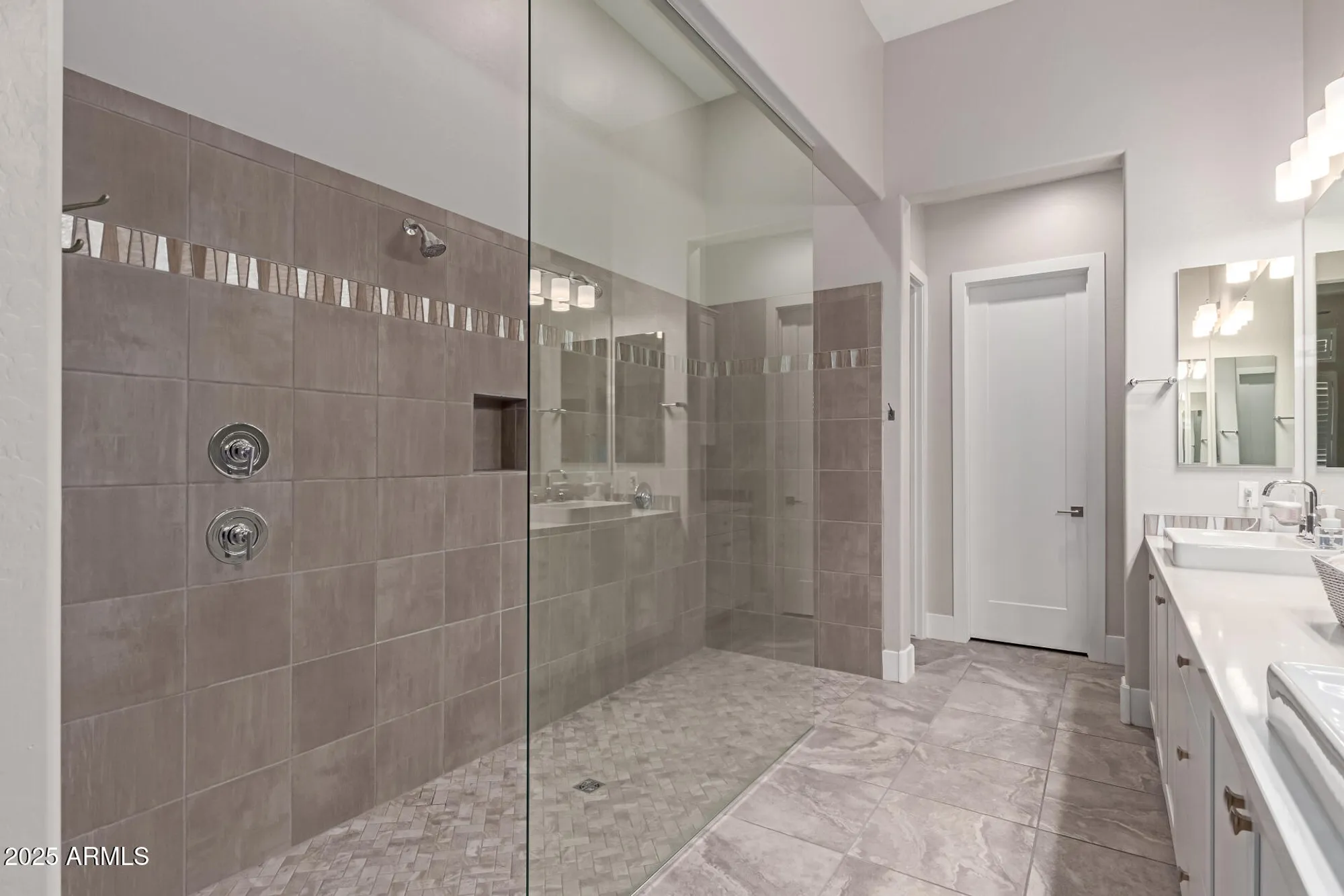 Property Slideshow image 13 of 39 | 7214 e calle primera vis, Scottsdale, AZ, 85266