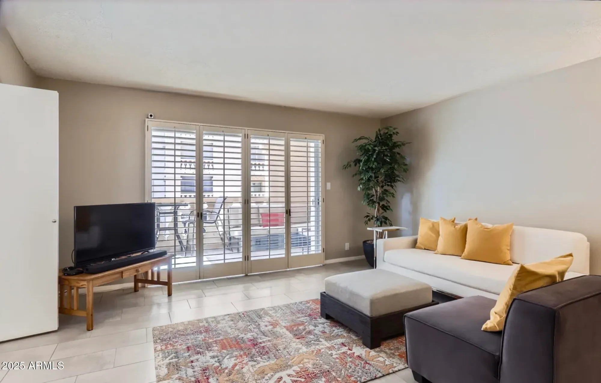 Property Slideshow image 5 of 39 | 7960 e camelback rd 209, Scottsdale, AZ, 85251