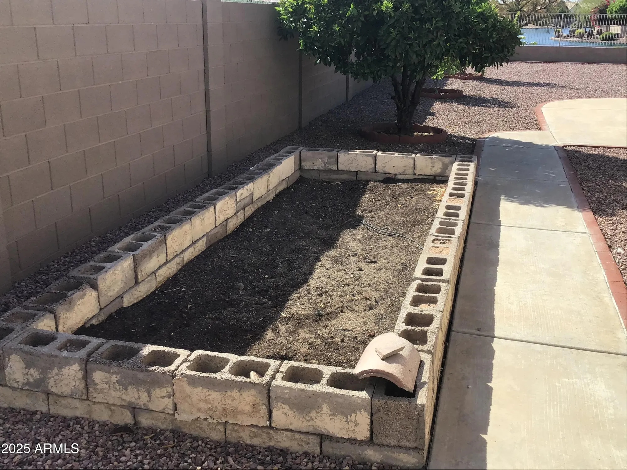 Property Slideshow image 21 of 23 | 10956 w cimarron dr, Sun City, AZ, 85373