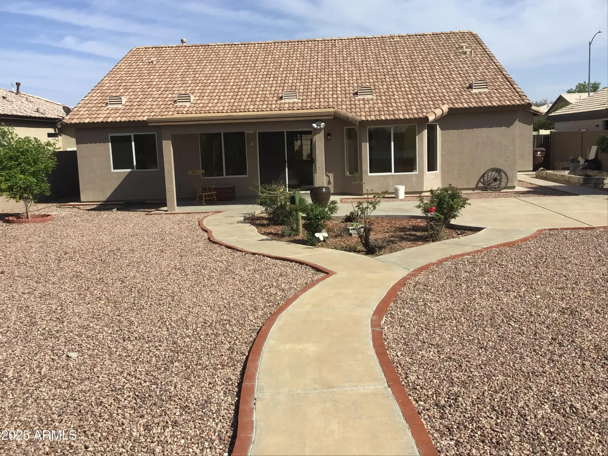 Property Slideshow image 16 of 23 | 10956 w cimarron dr, Sun City, AZ, 85373