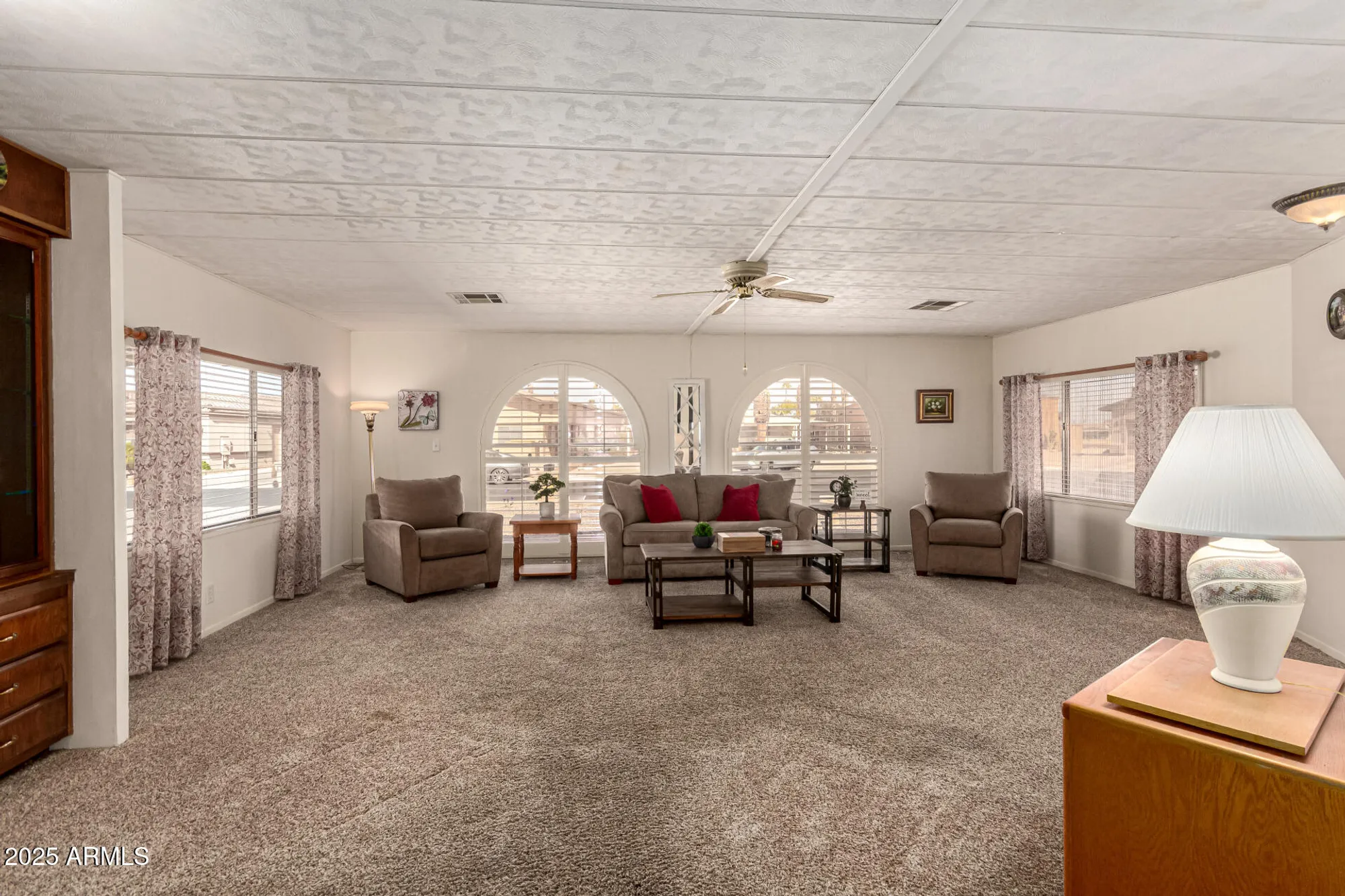 Property Slideshow image 6 of 36 | 5221 e mills ct, Mesa, AZ, 85215