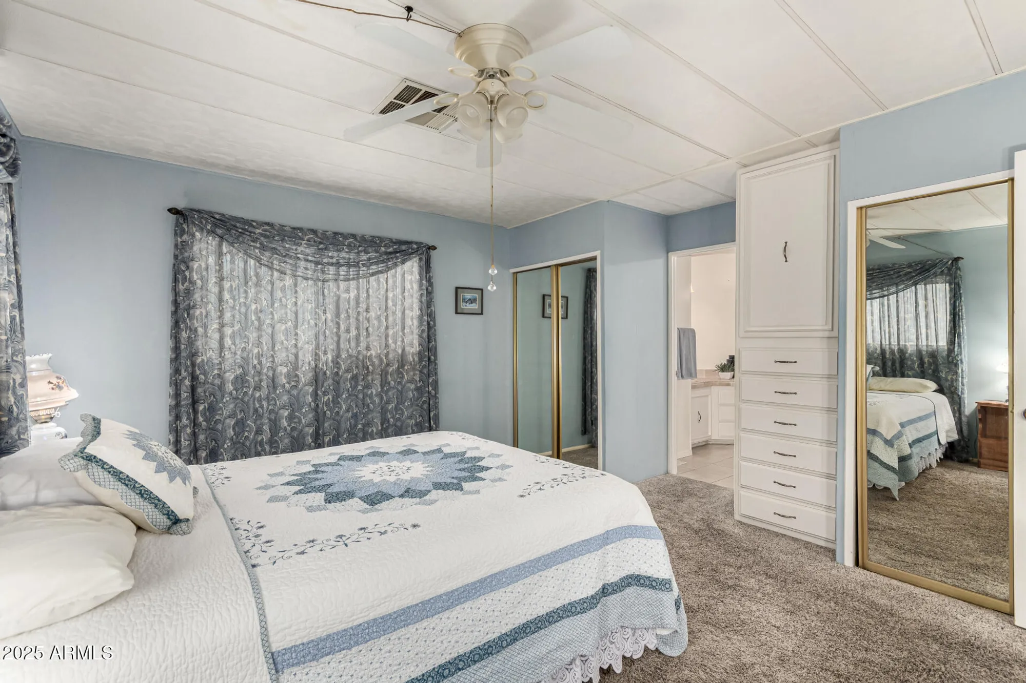 Property Slideshow image 14 of 36 | 5221 e mills ct, Mesa, AZ, 85215