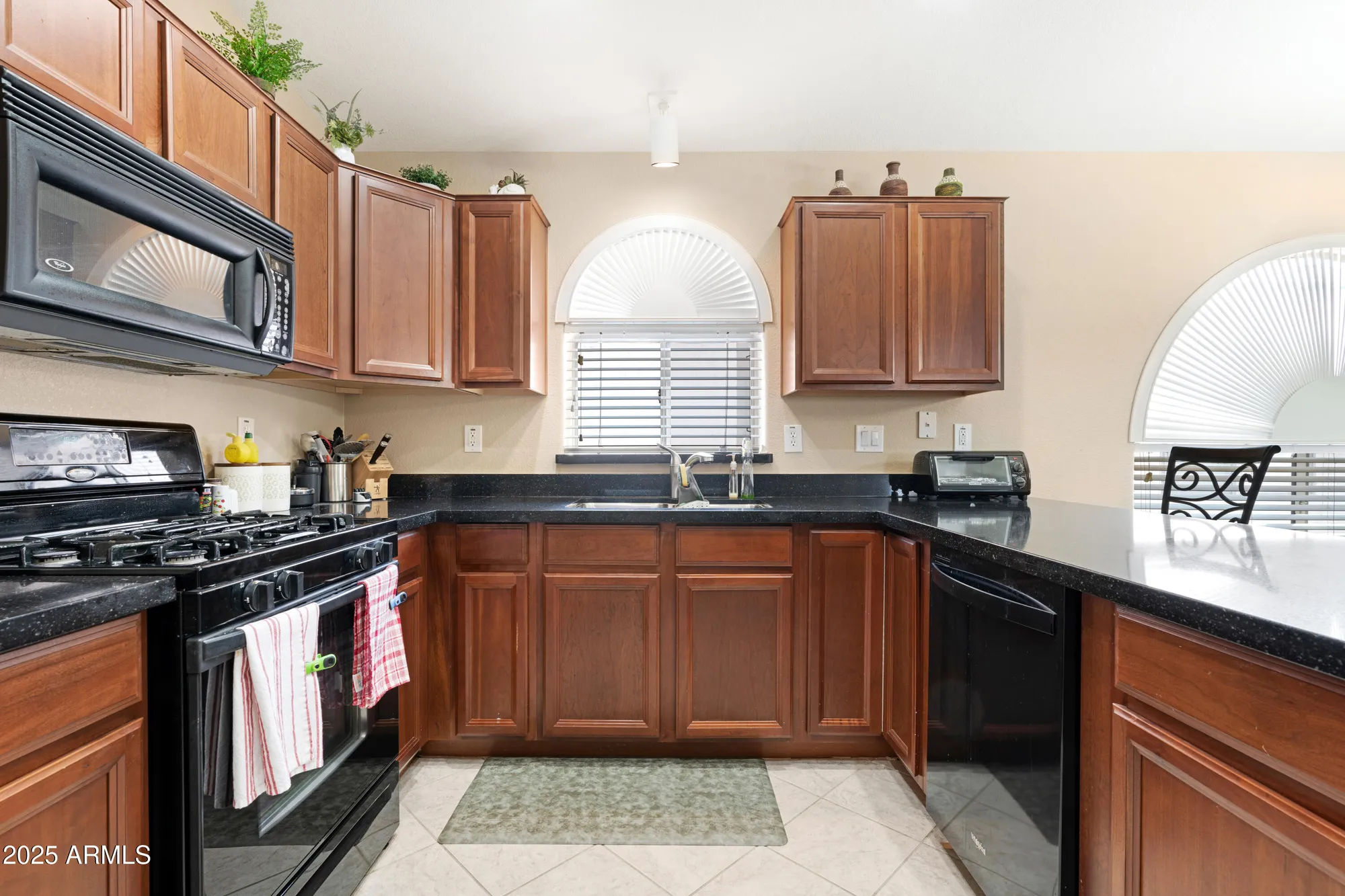 Property Slideshow image 8 of 35 | 18163 w addie ln, Surprise, AZ, 85374