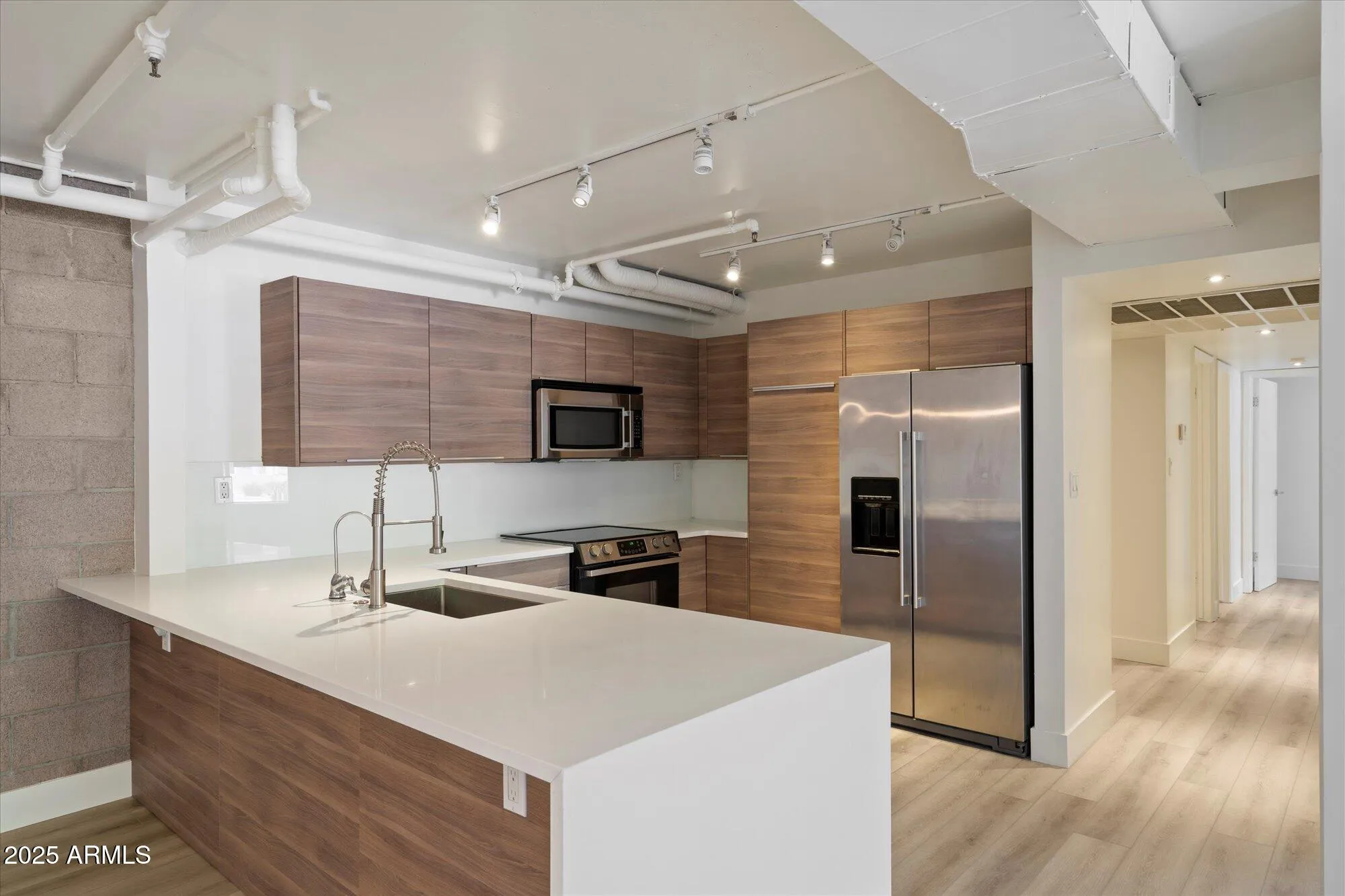 Property Slideshow image 8 of 29 | 7840 e camelback rd unit 111, Scottsdale, AZ, 85251