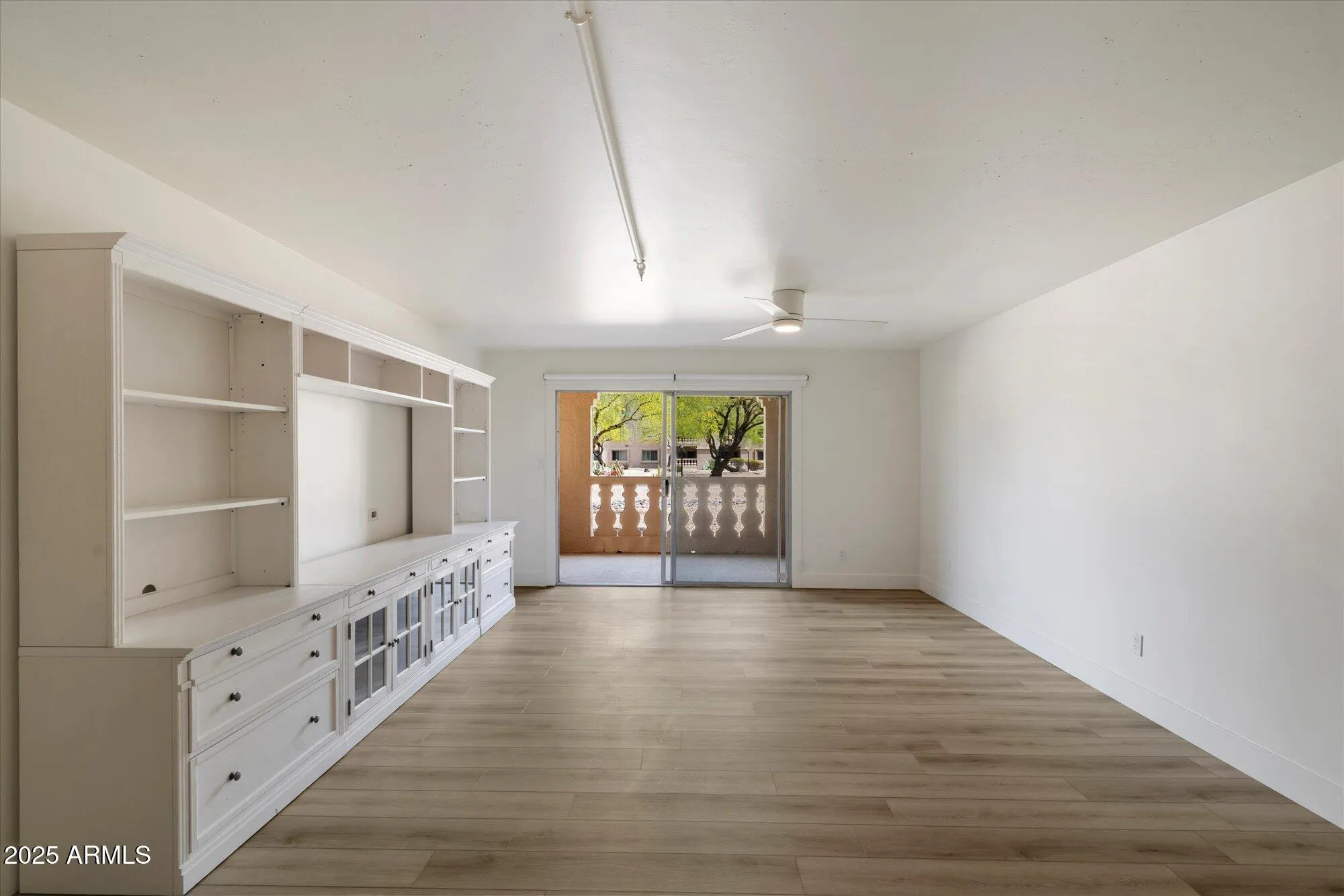 Property Slideshow image 4 of 29 | 7840 e camelback rd unit 111, Scottsdale, AZ, 85251