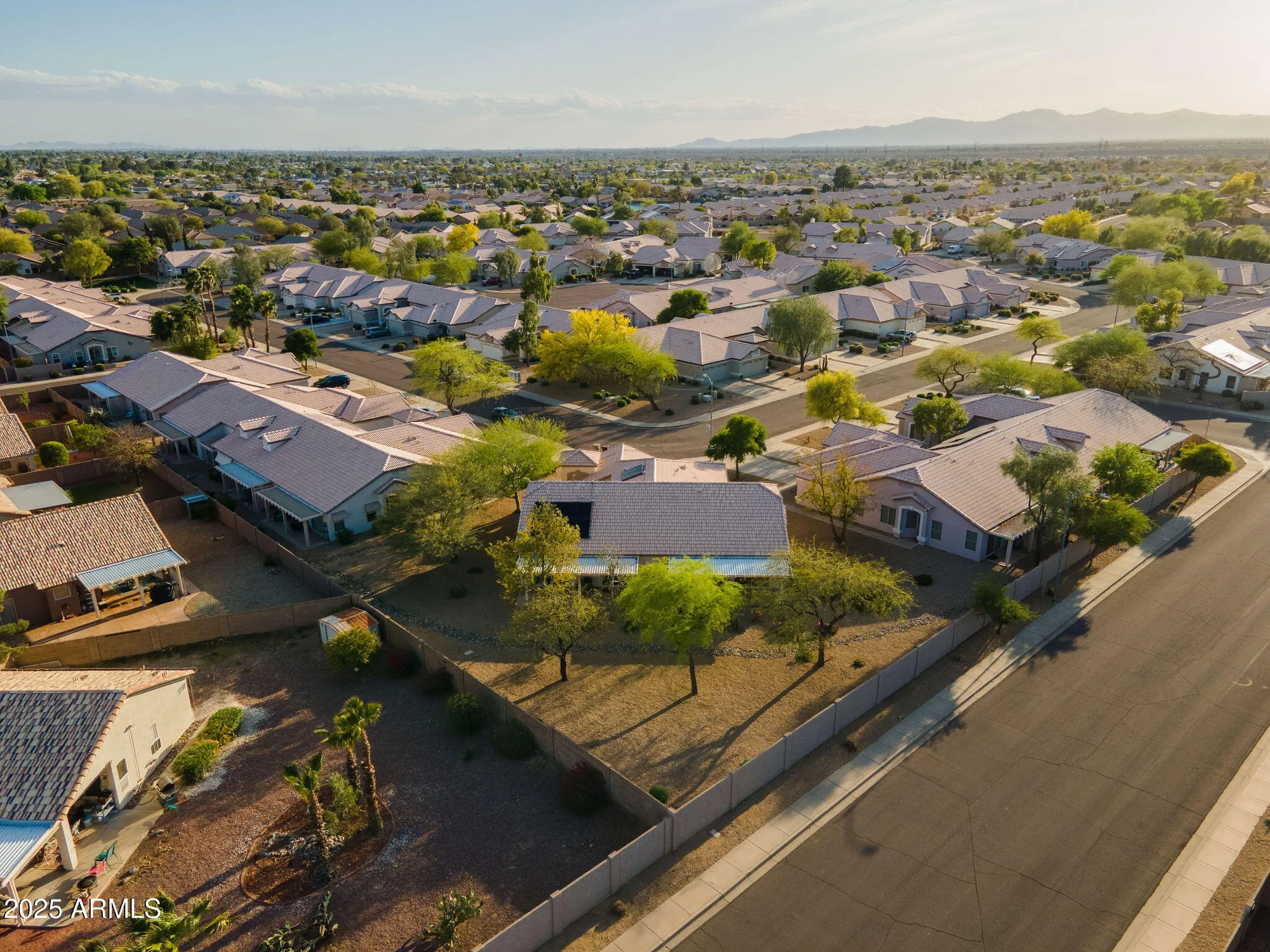 Property Slideshow image 23 of 27 | 10344 w burnett rd, Peoria, AZ, 85382