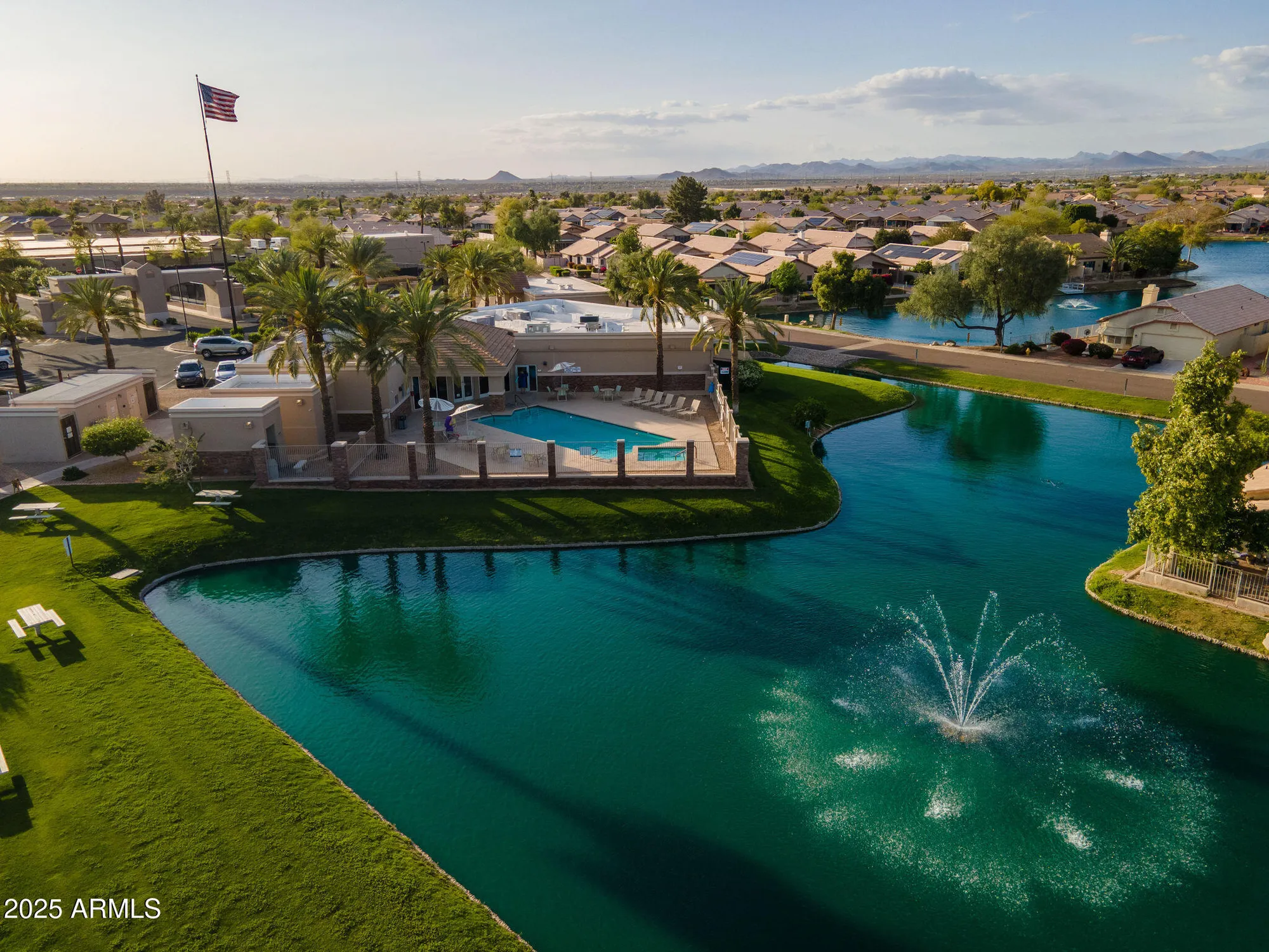 Property Slideshow image 22 of 27 | 10344 w burnett rd, Peoria, AZ, 85382