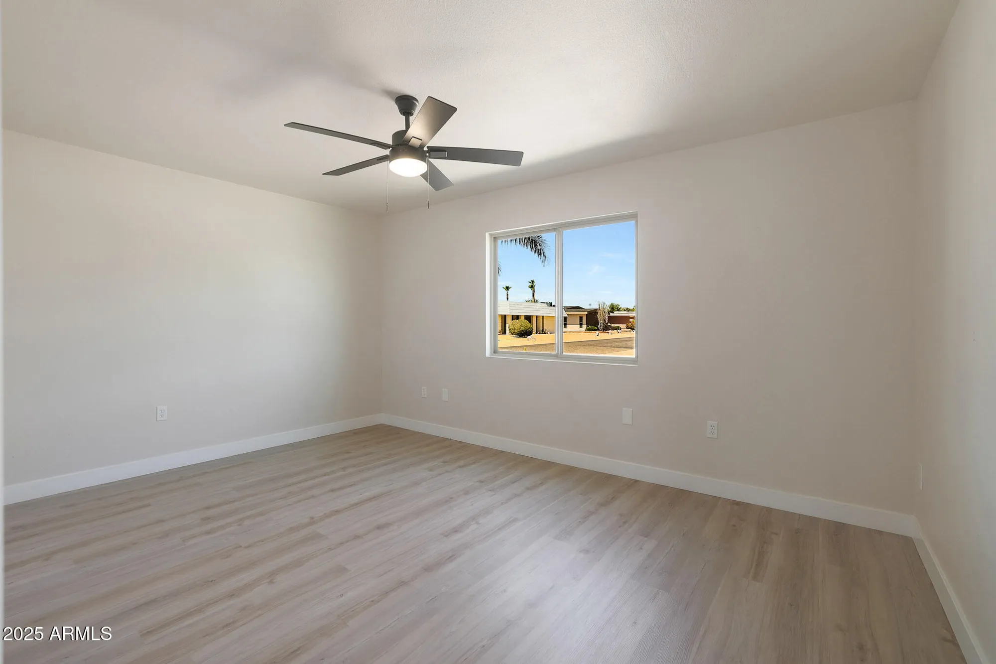 Property Slideshow image 19 of 42 | 16801 n pine valley dr, Sun City, AZ, 85351