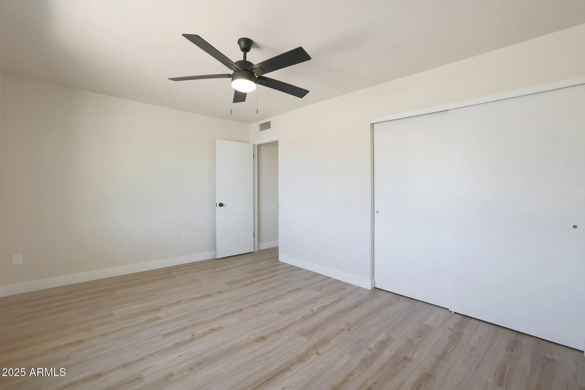 Property Slideshow image 20 of 42 | 16801 n pine valley dr, Sun City, AZ, 85351