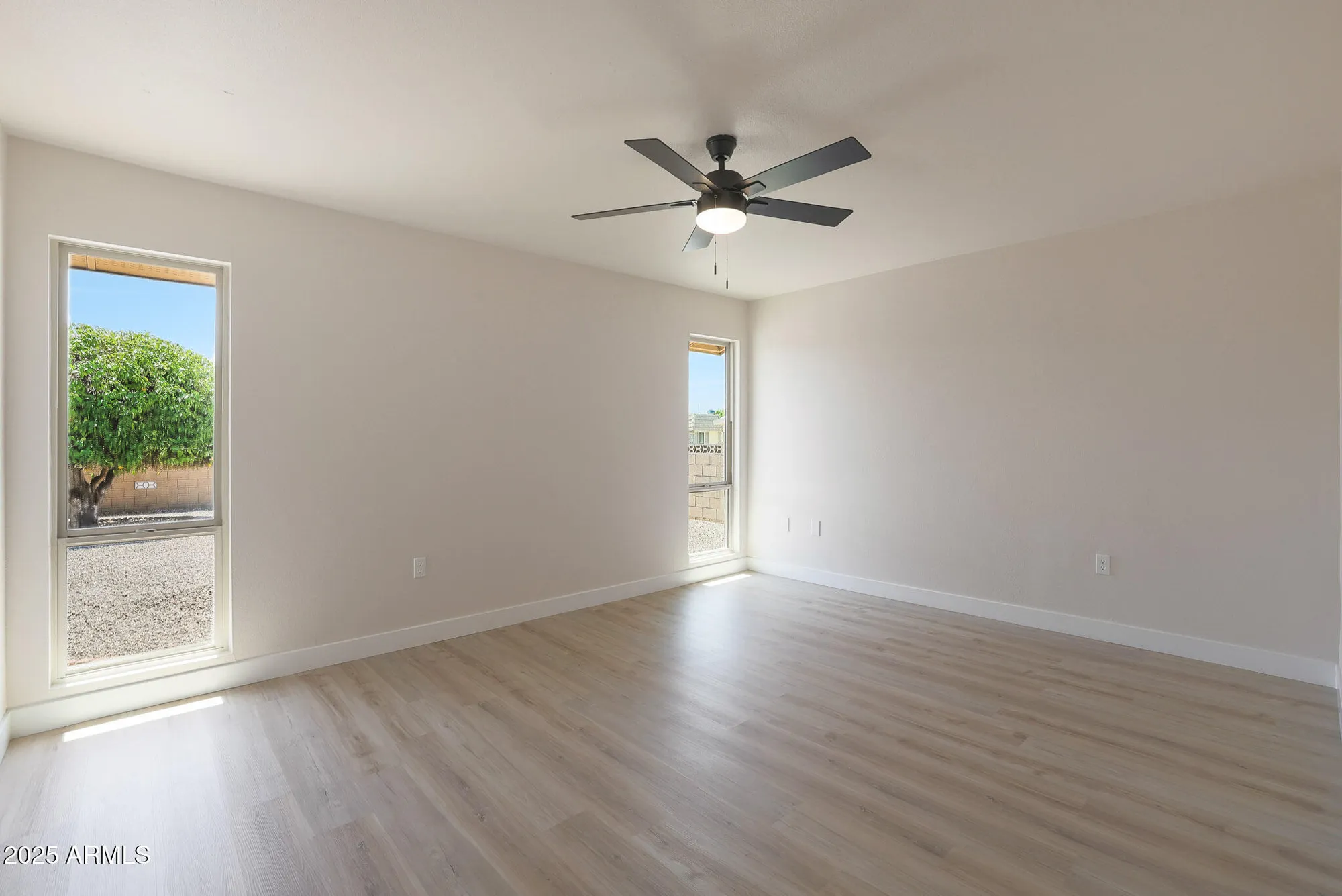 Property Slideshow image 25 of 42 | 16801 n pine valley dr, Sun City, AZ, 85351