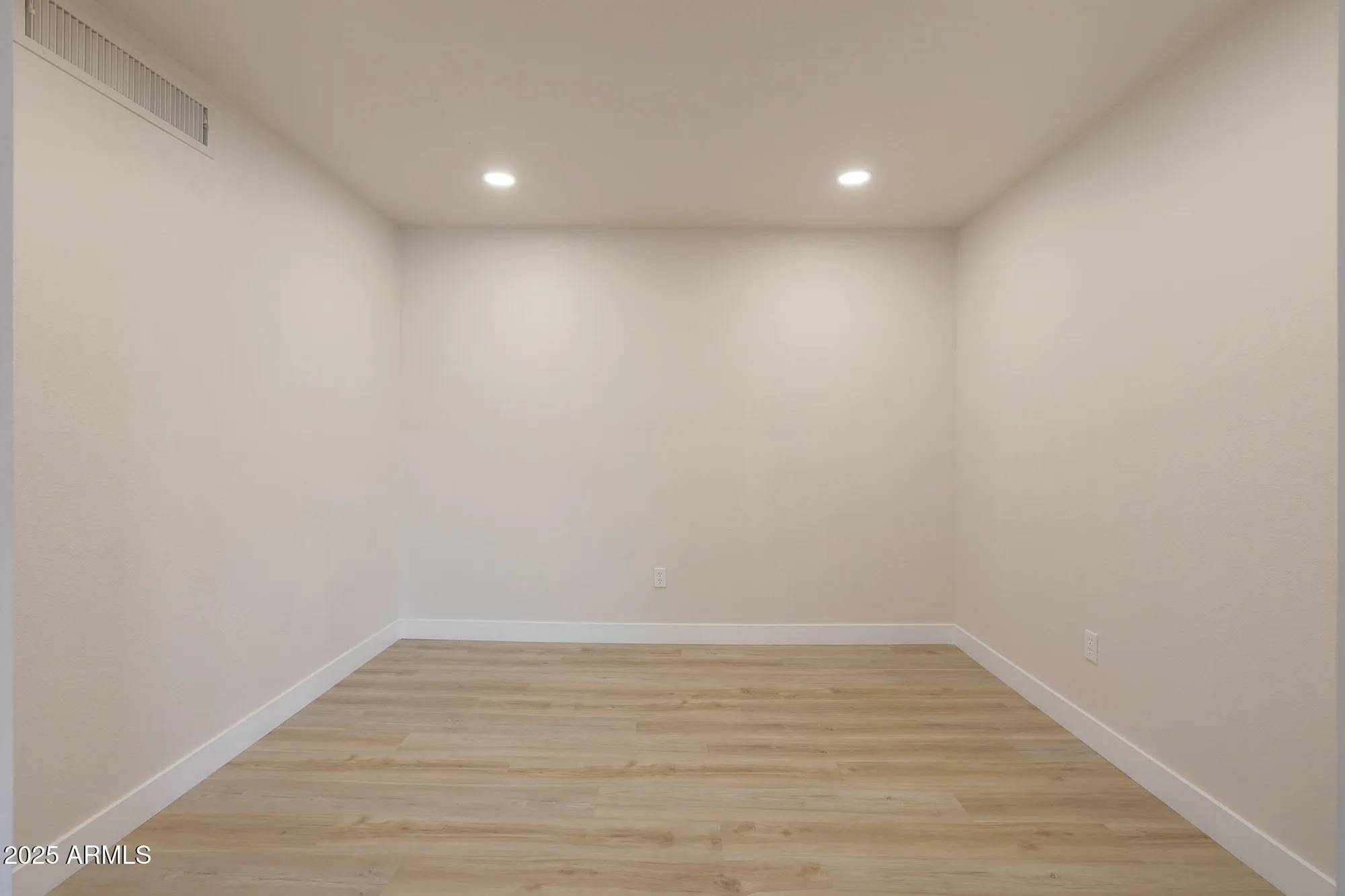 Property Slideshow image 13 of 42 | 16801 n pine valley dr, Sun City, AZ, 85351