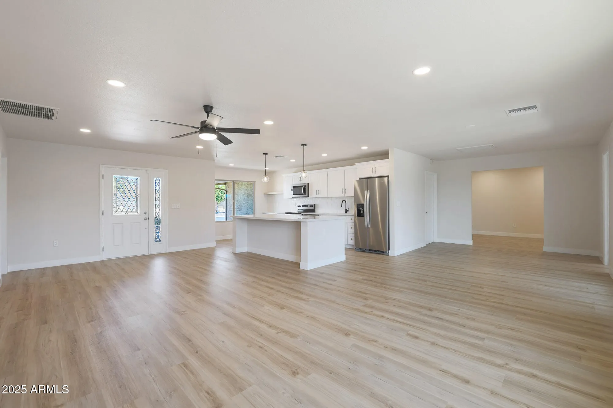 Property Slideshow image 5 of 42 | 16801 n pine valley dr, Sun City, AZ, 85351